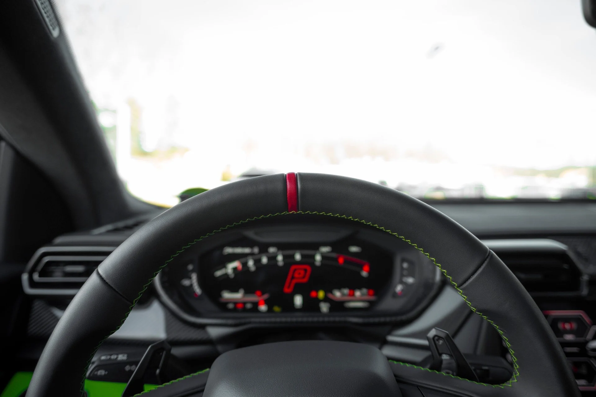 mph034_175871711_4ea699adc1bf4c72bcaa42d3d9237045_375a61b665