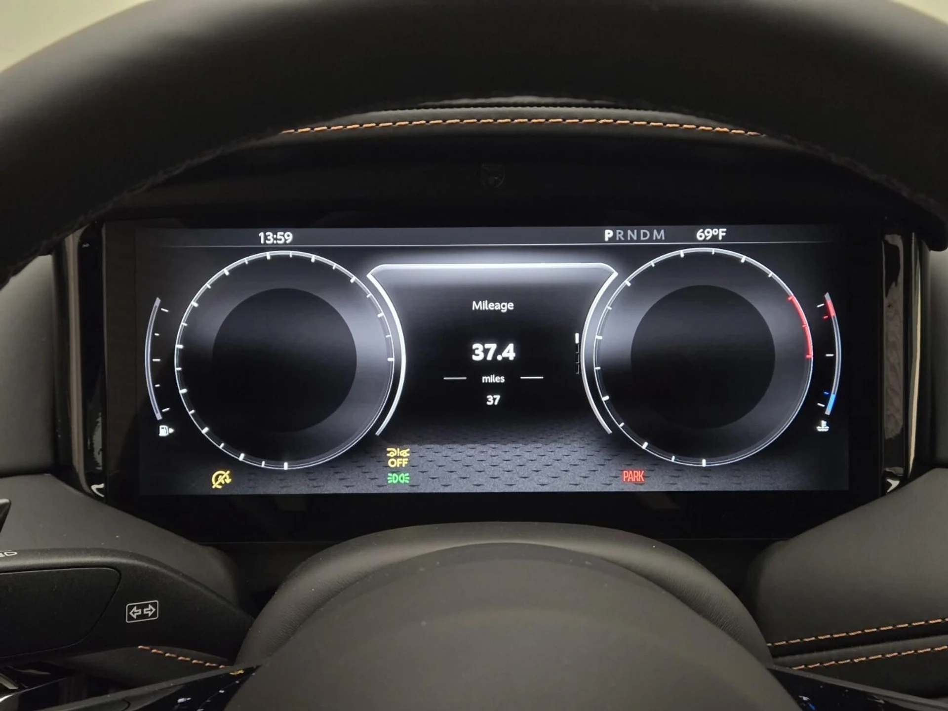 mph034_1763996790_New_2026_Aston_Martin_DB_12_1769062397_5d41f264dd