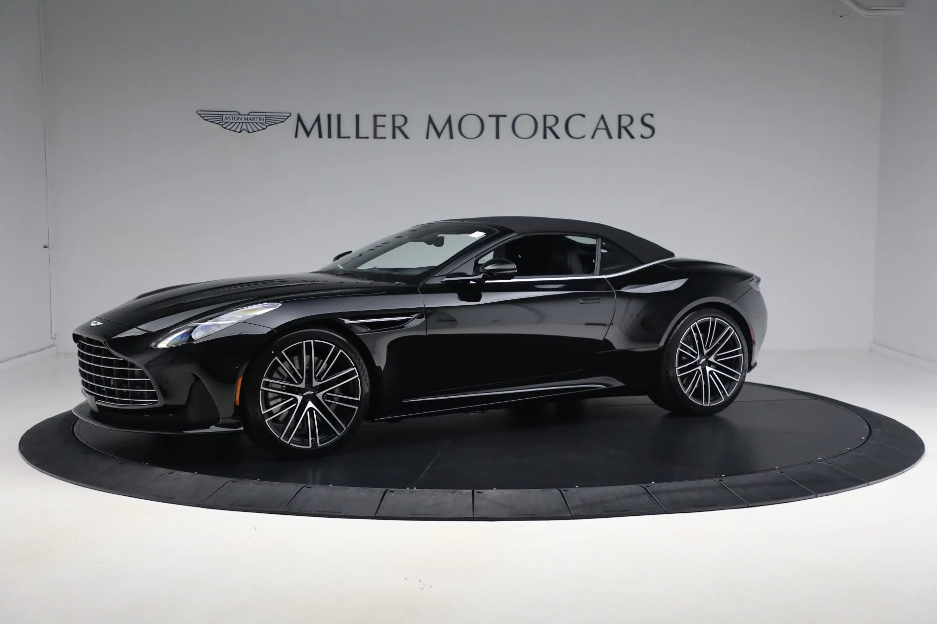 mph034_1772288377_New_2025_Aston_Martin_DB_12_Volante_527c5399ba