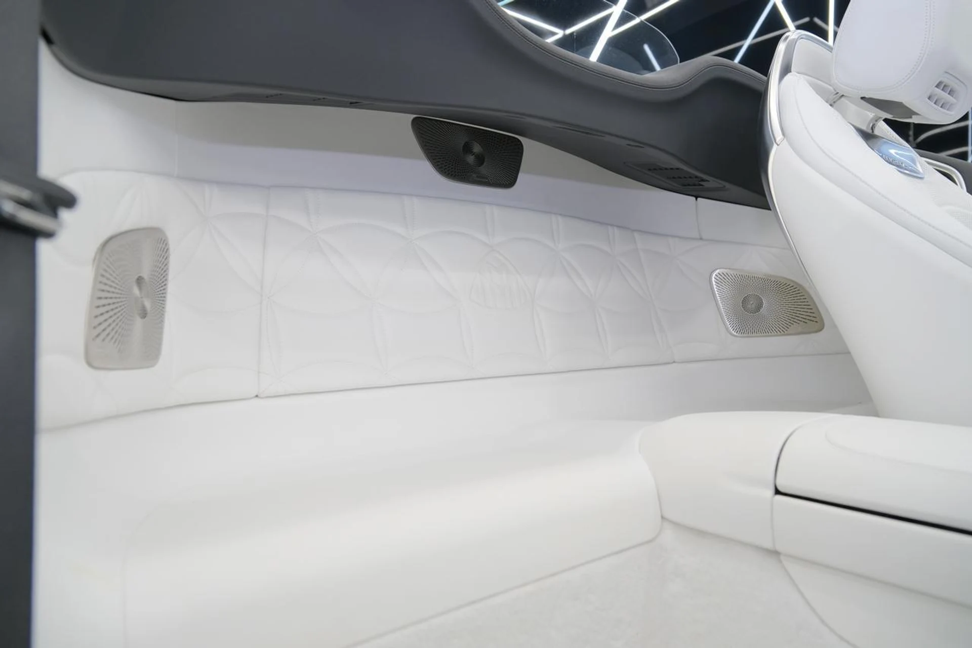 mph034_17758499_5adff20a103f84895a4d922ee3cb7a1e_6fc3814a58