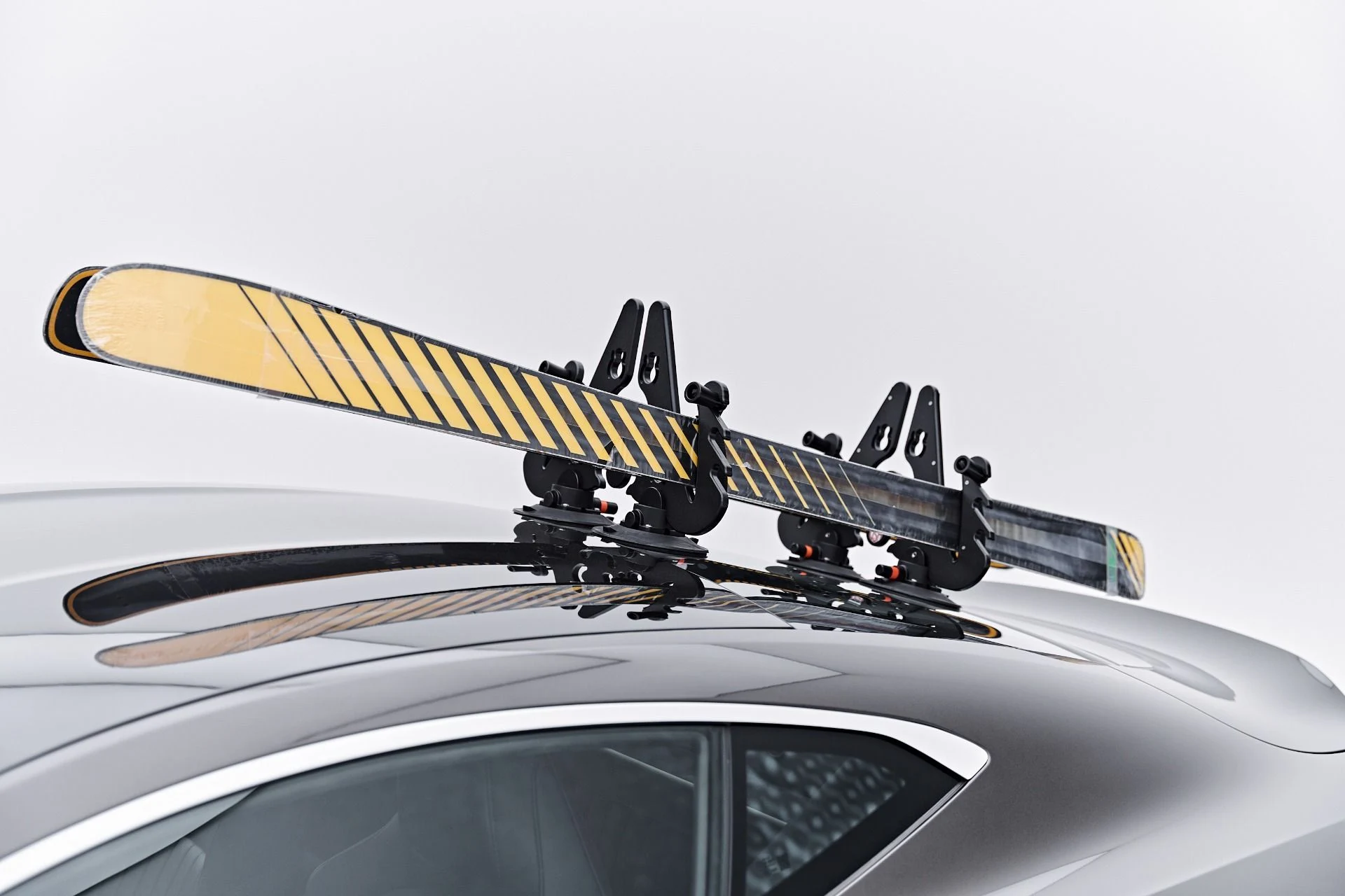 mph034_1784025015_Used_2021_Aston_Martin_Vantage_Base_1785210169_2e0be09f18
