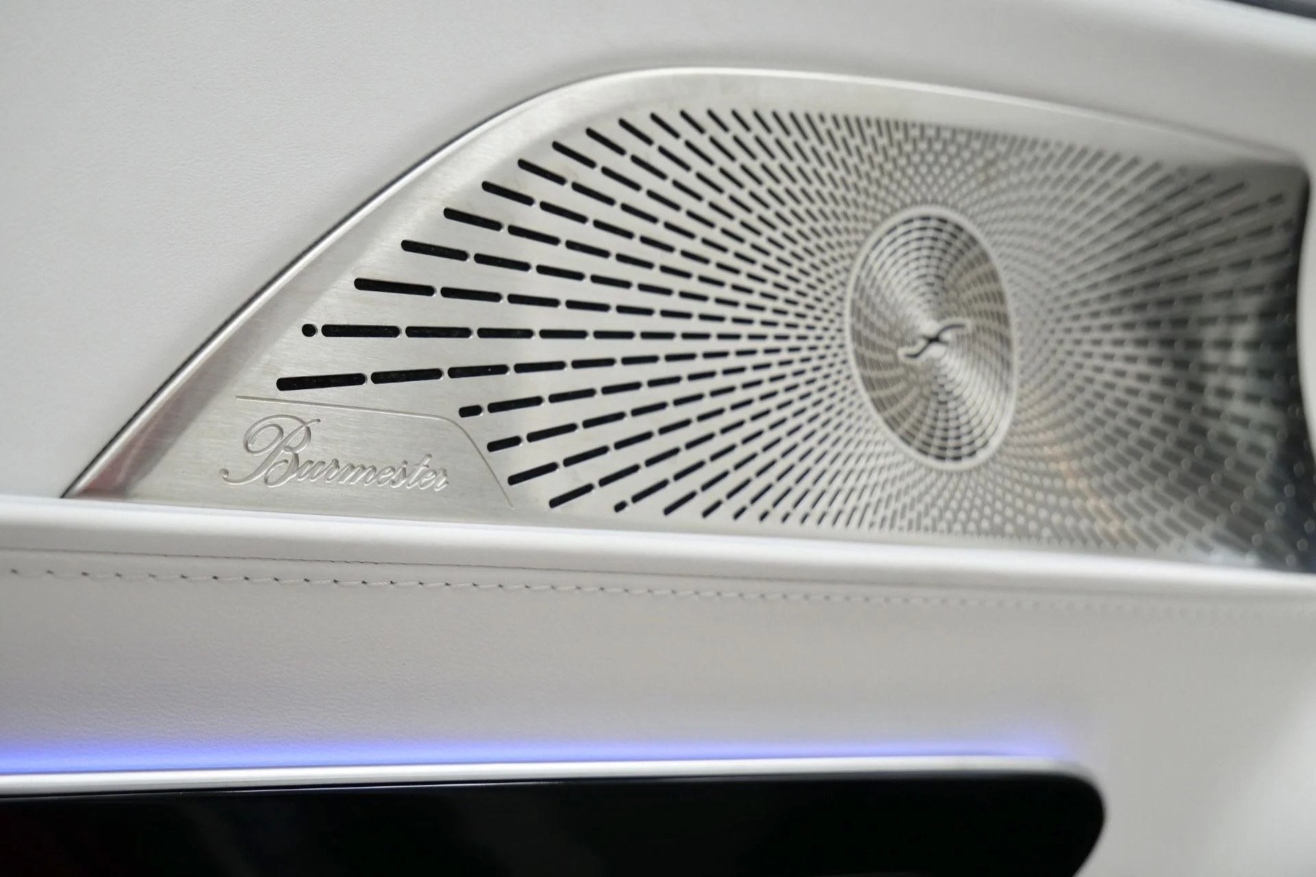 mph034_17879067_Used_2026_Mercedes_Benz_Maybach_SL_680_Monogram_Series_As_New_Condition_1767976694_c9958cbfc9