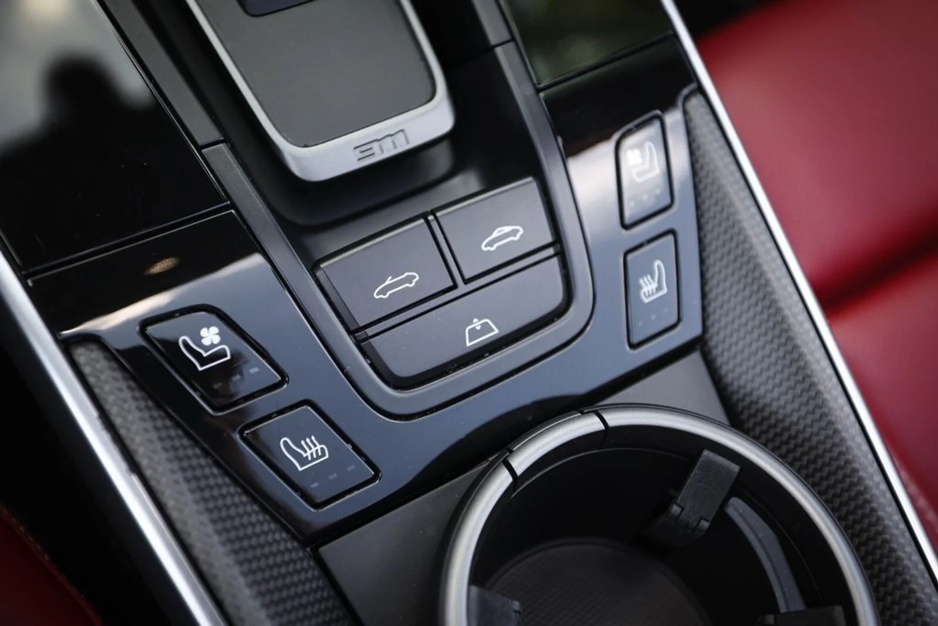 mph034_1788520451_b32871a3a397347b39d341f69273de78_1591d185bf