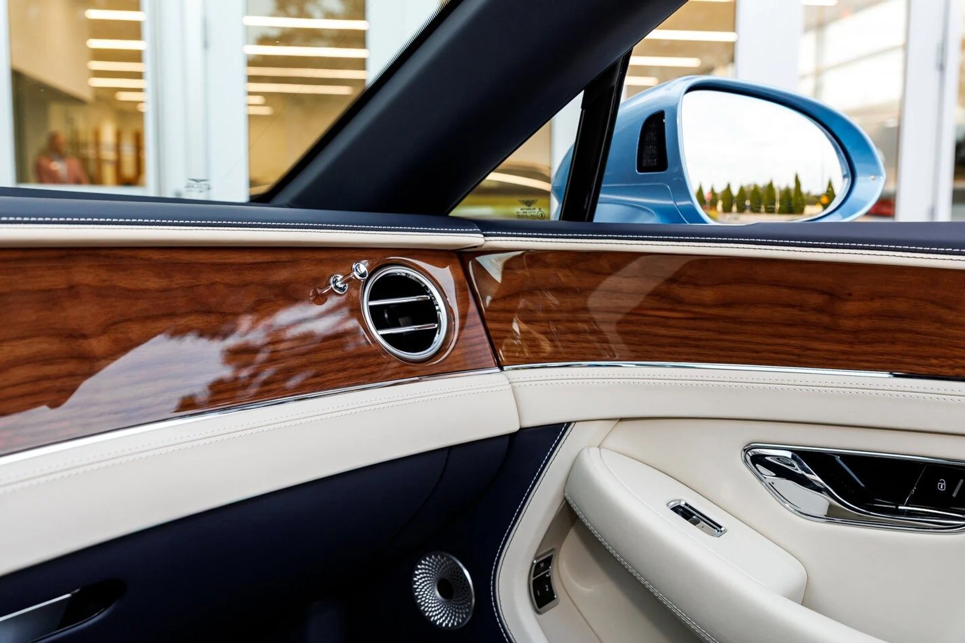 mph034_1806378702_e0b95b127e9867c2f624e9861a4c5edex_03cb507950