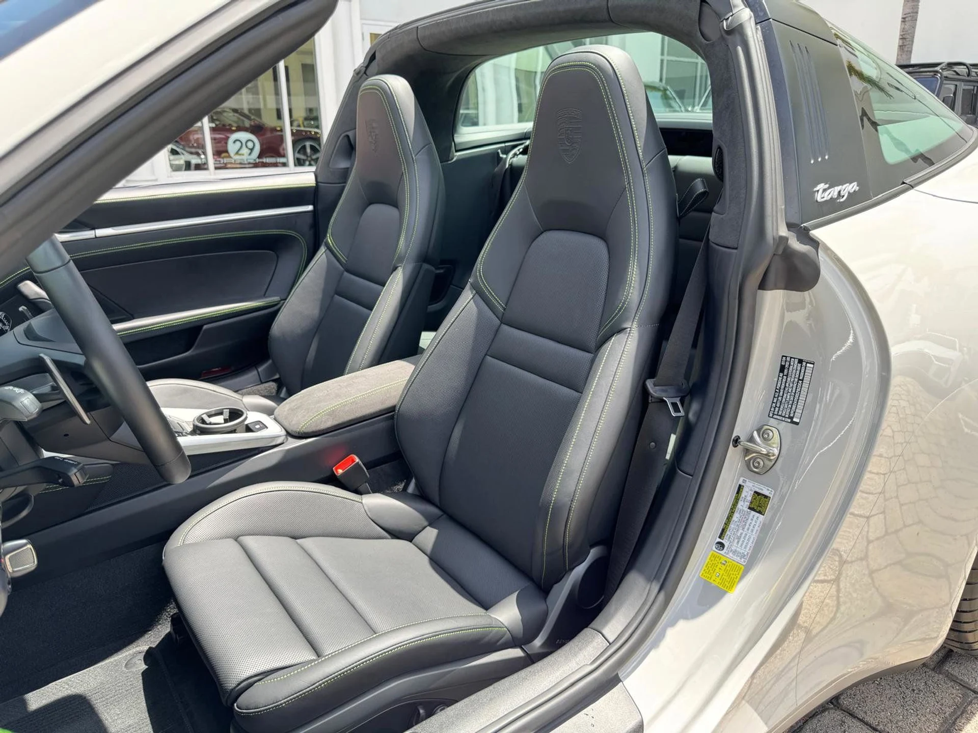 mph034_1809781430_e8e3c480e47e44fd8d0a0ad378243fbc_f3e79d4452