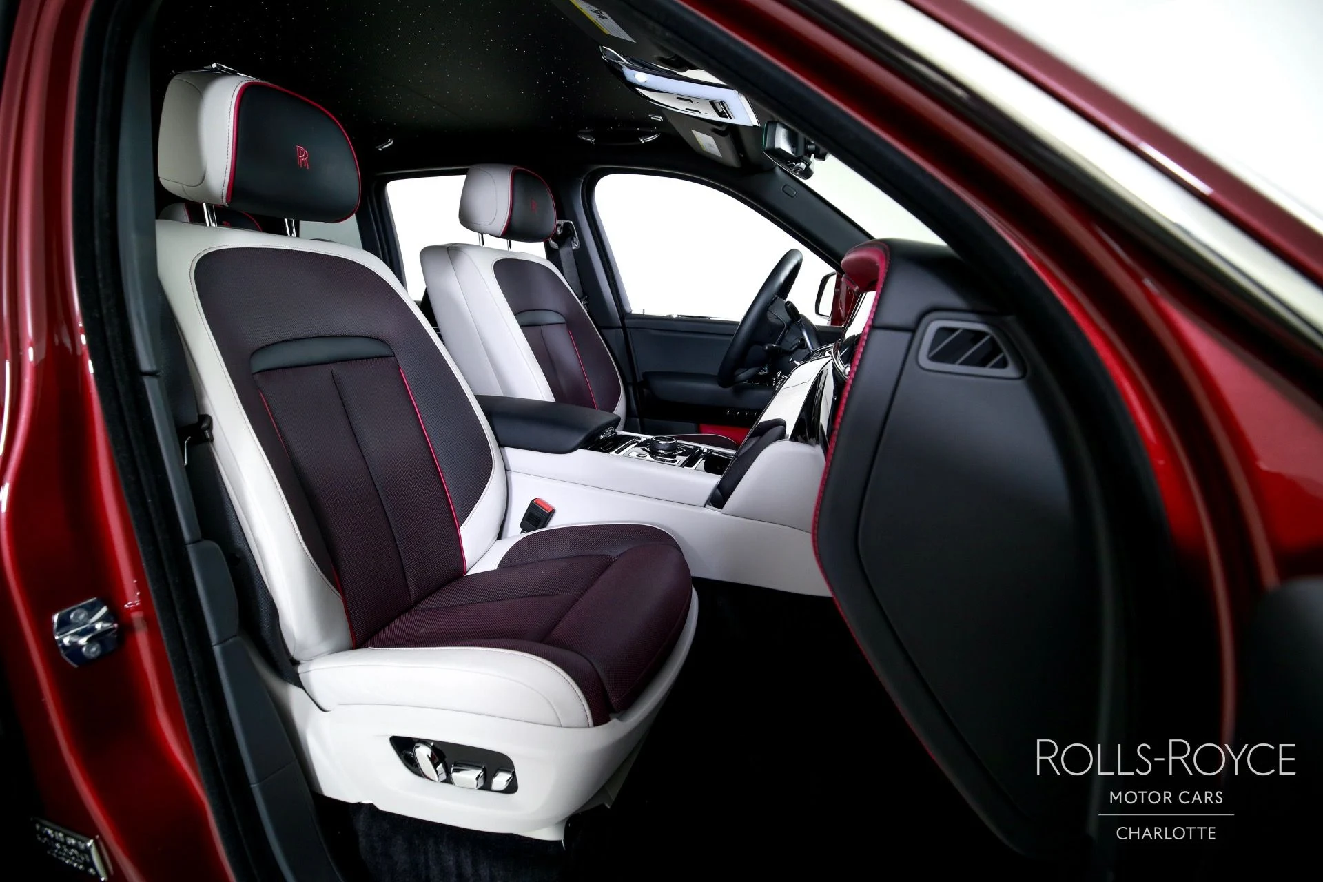 mph034_1809805327_Used_2025_Rolls_Royce_Cullinan_1757533758_258920004f