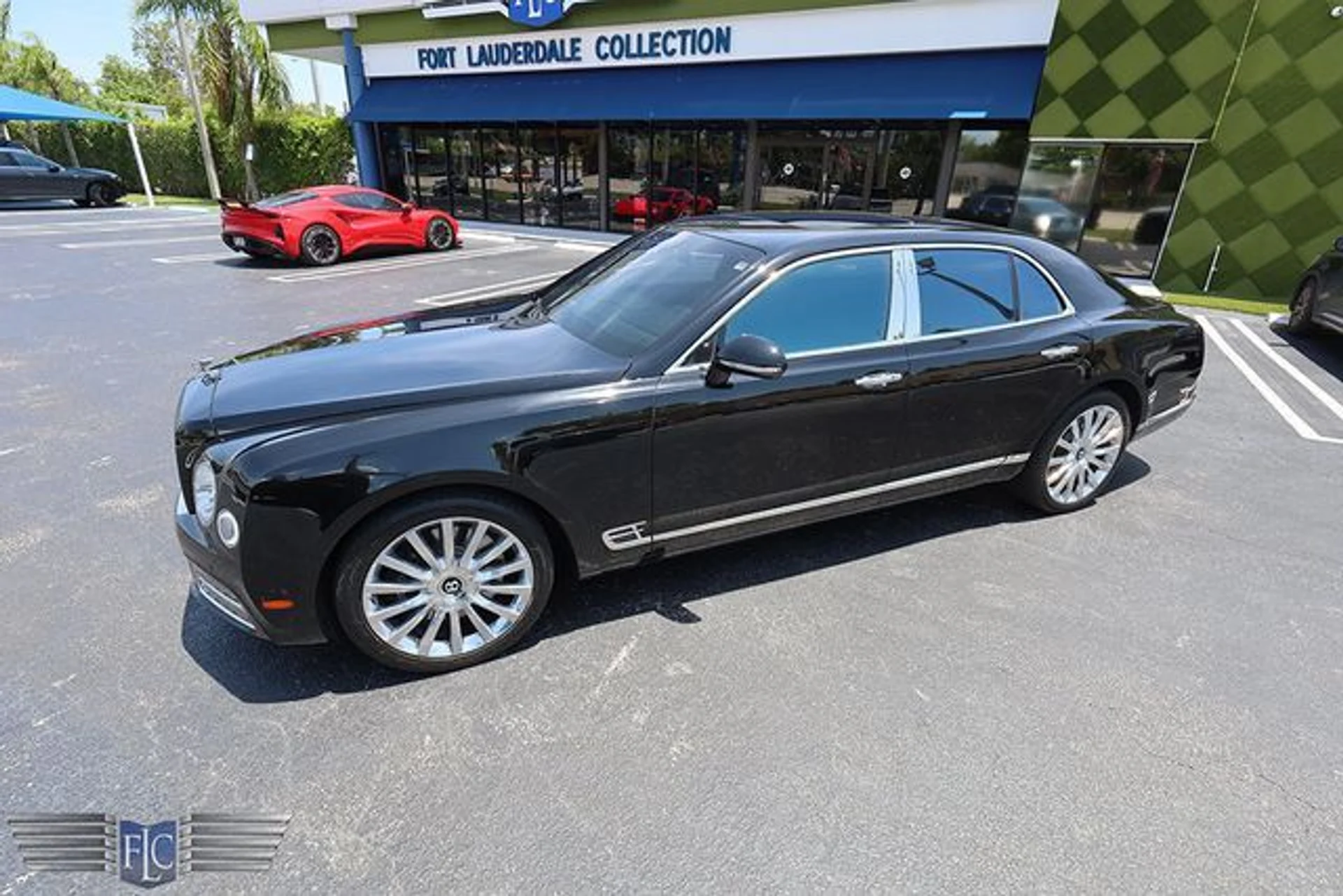 mph034_1812421542_used_2017_bentley_mulsanne_sedan_6305_23067506_39_640_52fcfe9304