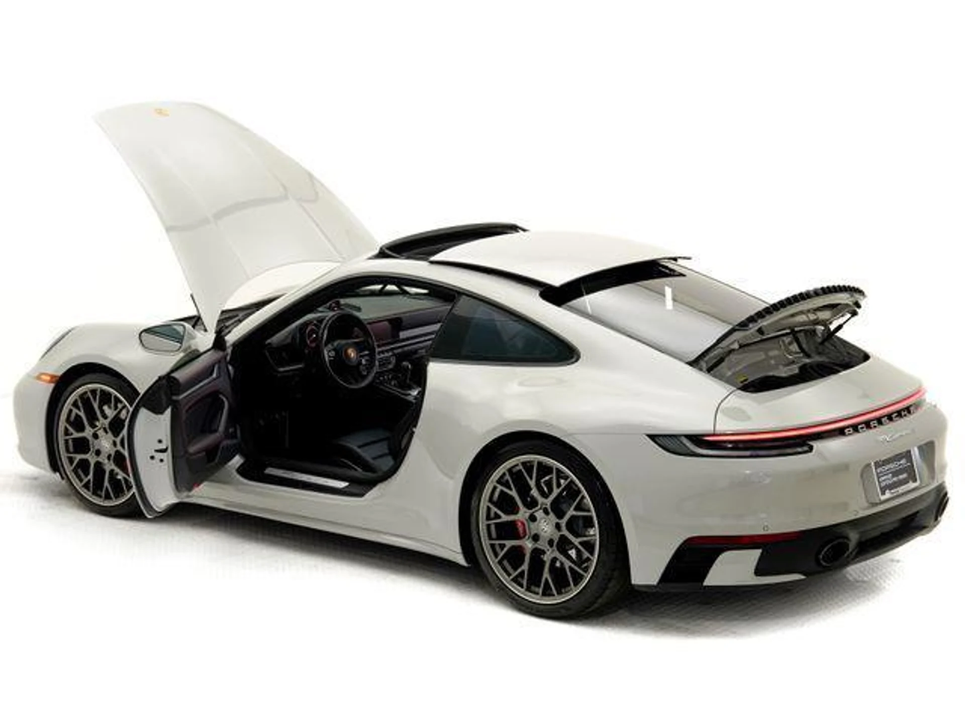 mph034_1814171248_5e_F9o_P1u9_RQW_3_Kv9y_X_Kz_J7li_Fn_M_e9f72197b1