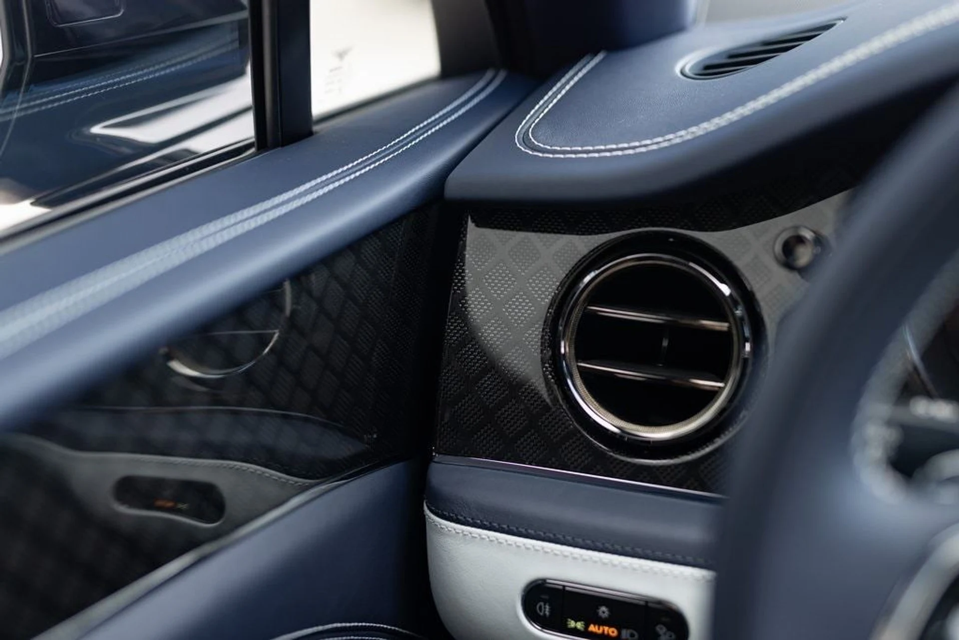 mph034_1818364125_eb148aa309b17f27bd1b25418b5f5849x_50ef3e73e7