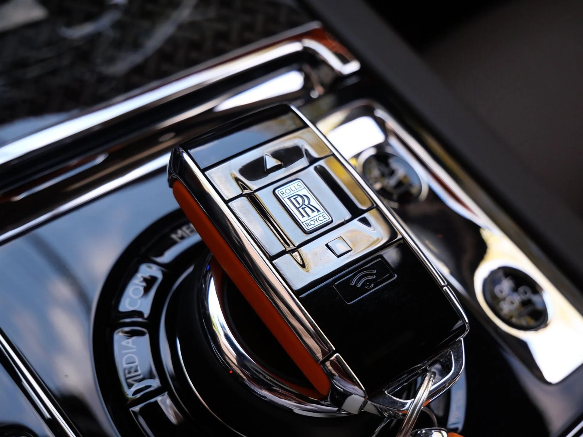 mph034_1824191966_adb9b0936cd6873ca521cb53d26cda18x_ba8a824e0f