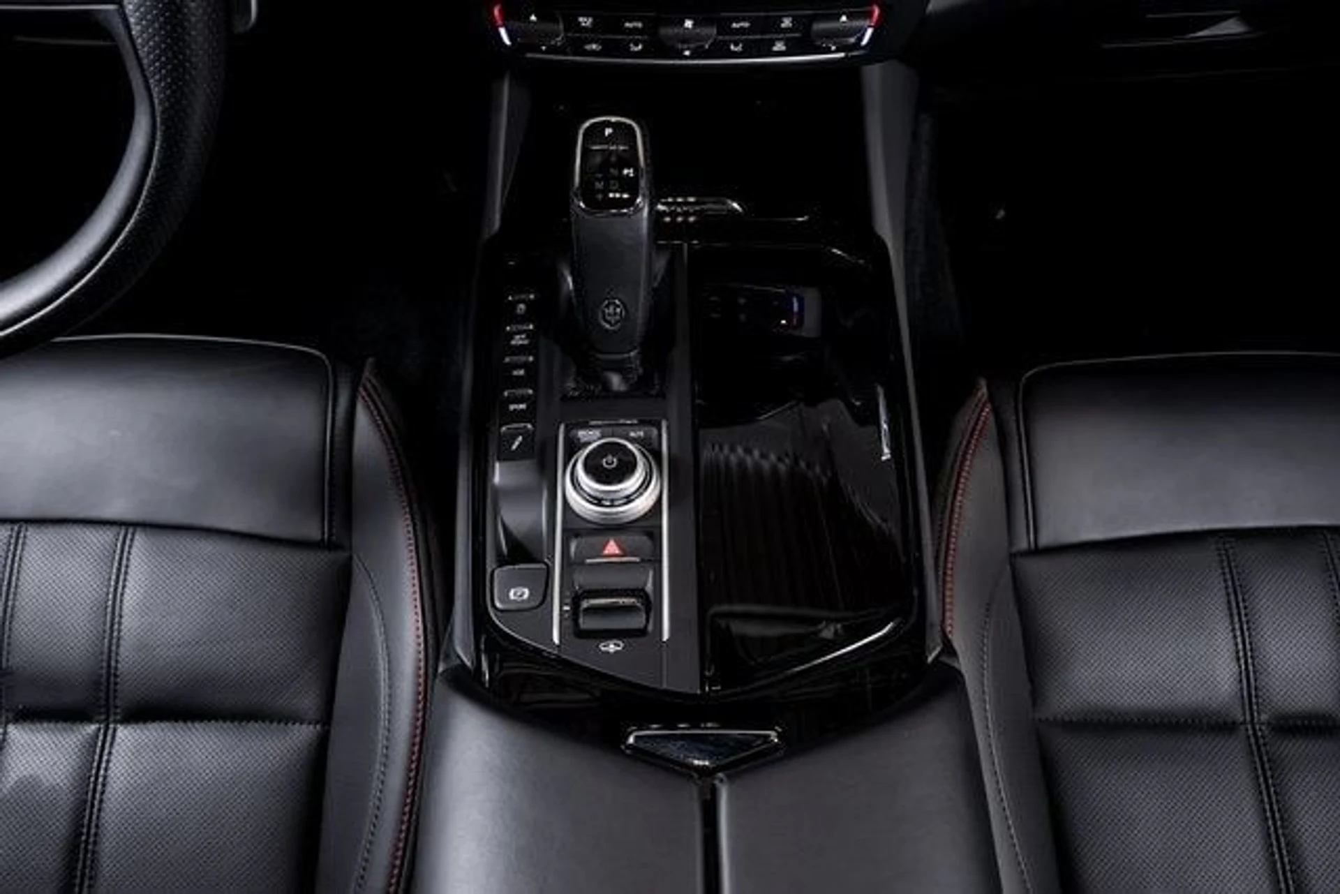 mph034_183458558_ee440ac492be268cb70fae3f97da39a2x_771111273a