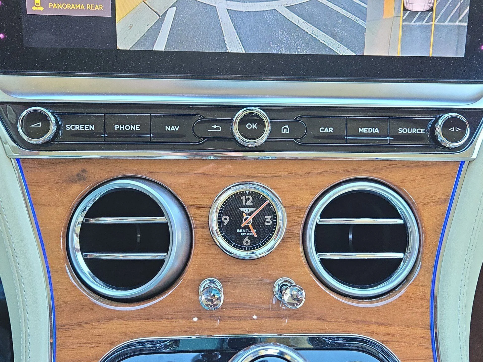 mph034_1851636564_15ff688dea8f2ca65beaf27a484f15afx_0511b6a1d4