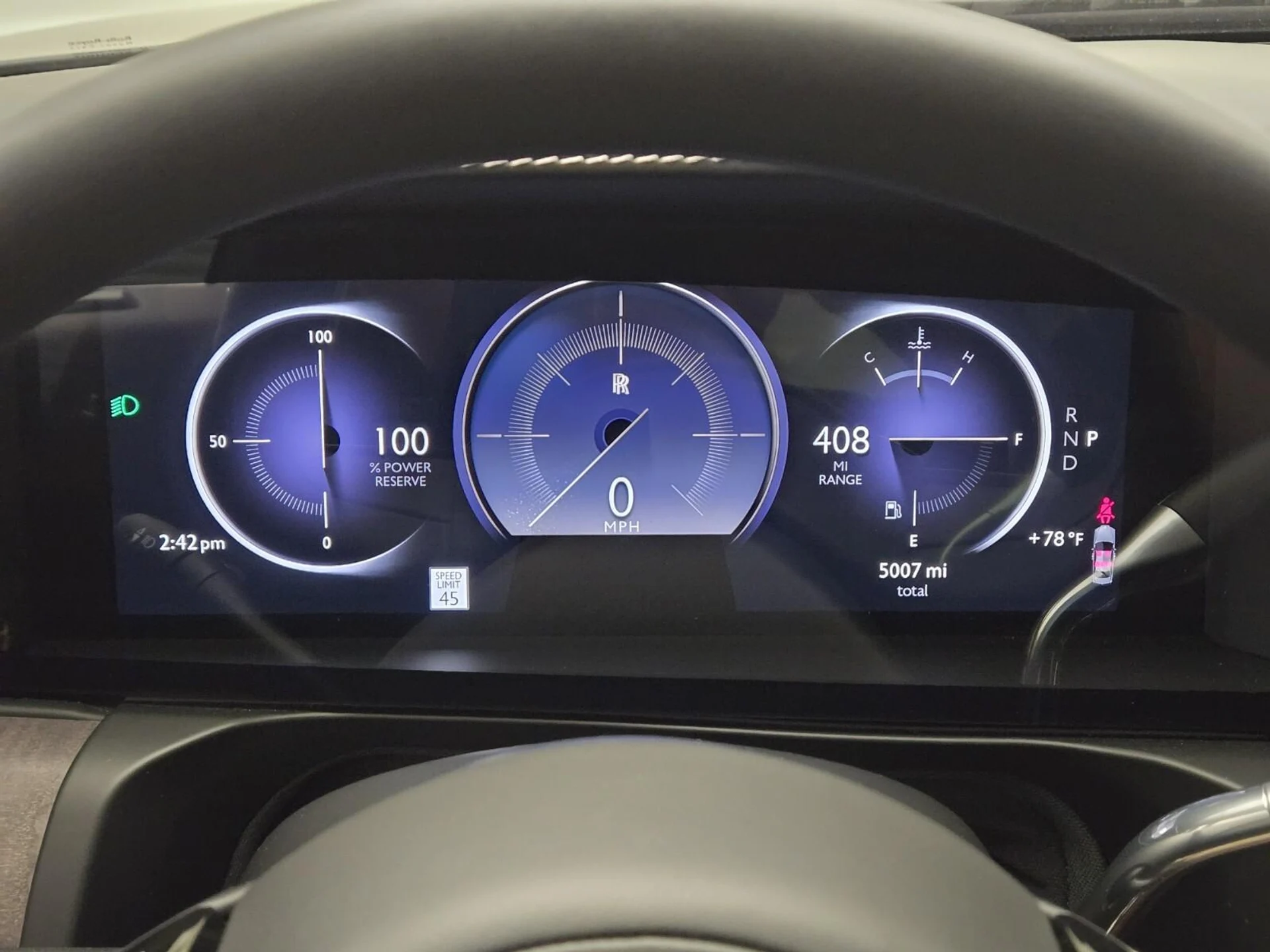 mph034_1853505158_Used_2025_Rolls_Royce_Ghost_1777356195_f719bb7c66