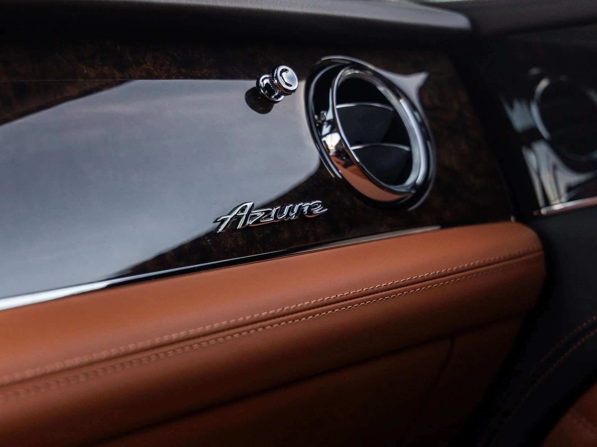 mph034_1864393452_35_670a7d616f