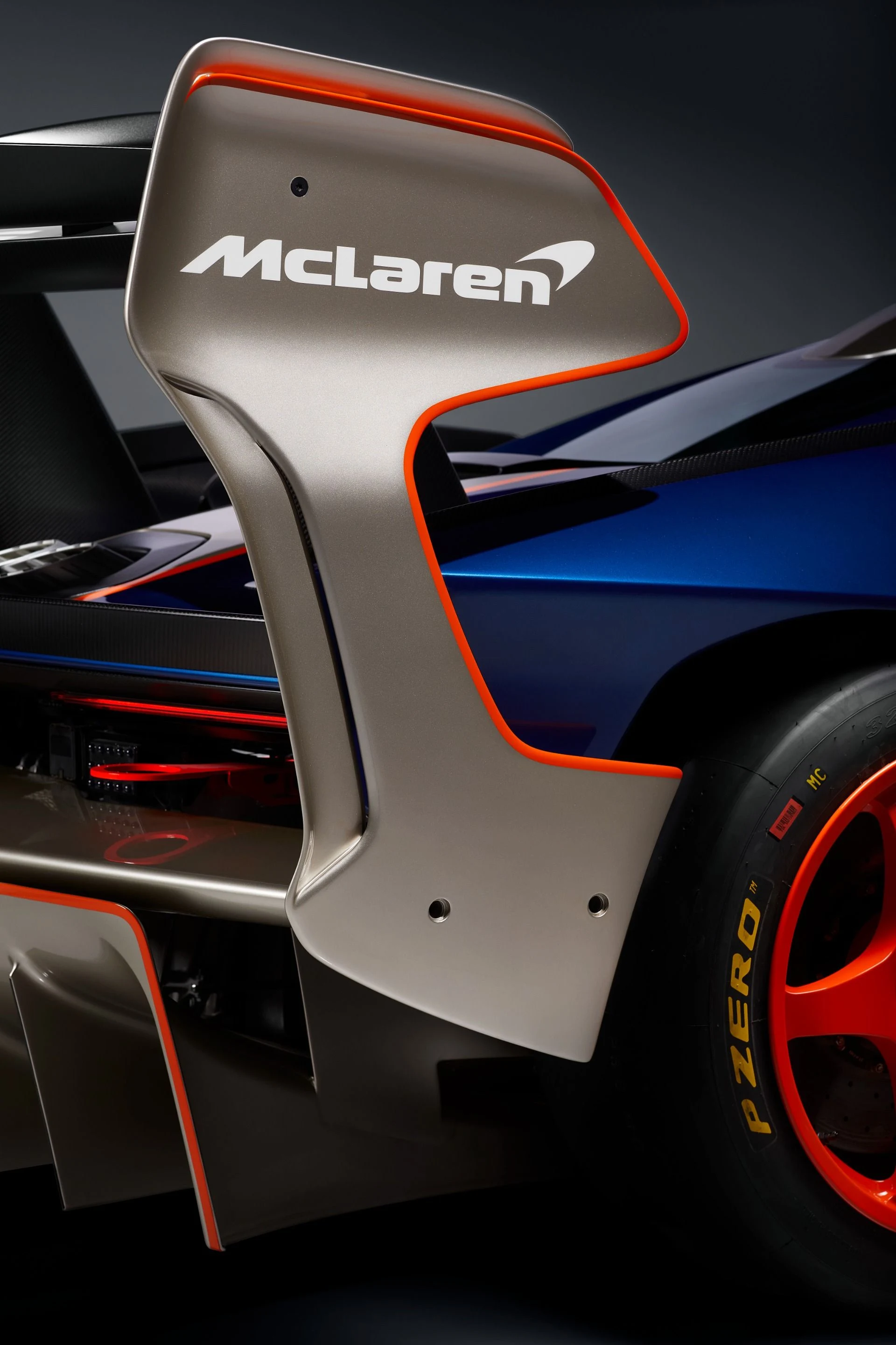 mph034_1865383805_Used_2020_Mc_Laren_Senna_GTR_LM_d53f2bf7f7