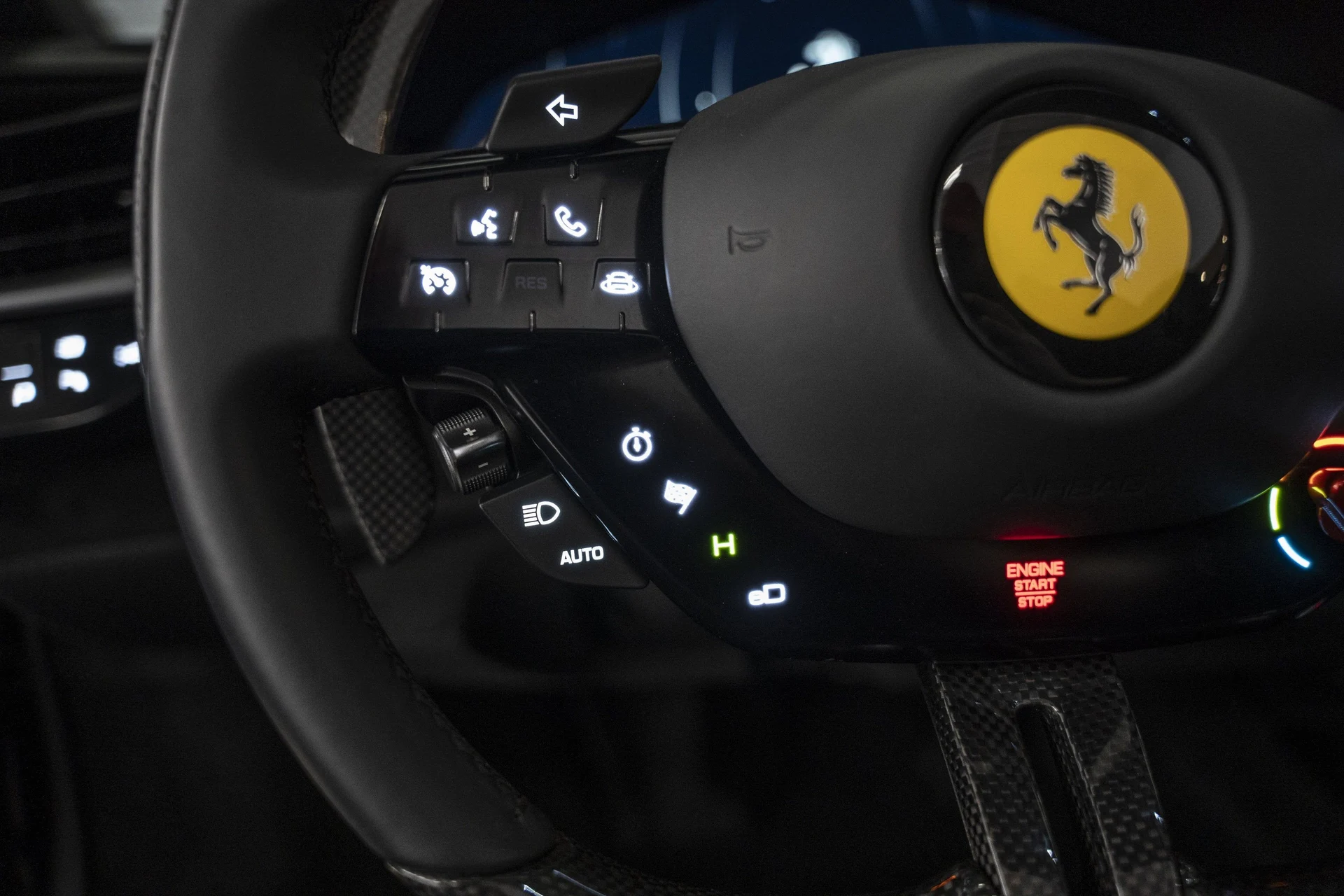 mph034_1878622516_44f459257baf4465ba95f61a6084f0a8_2515ee6b13