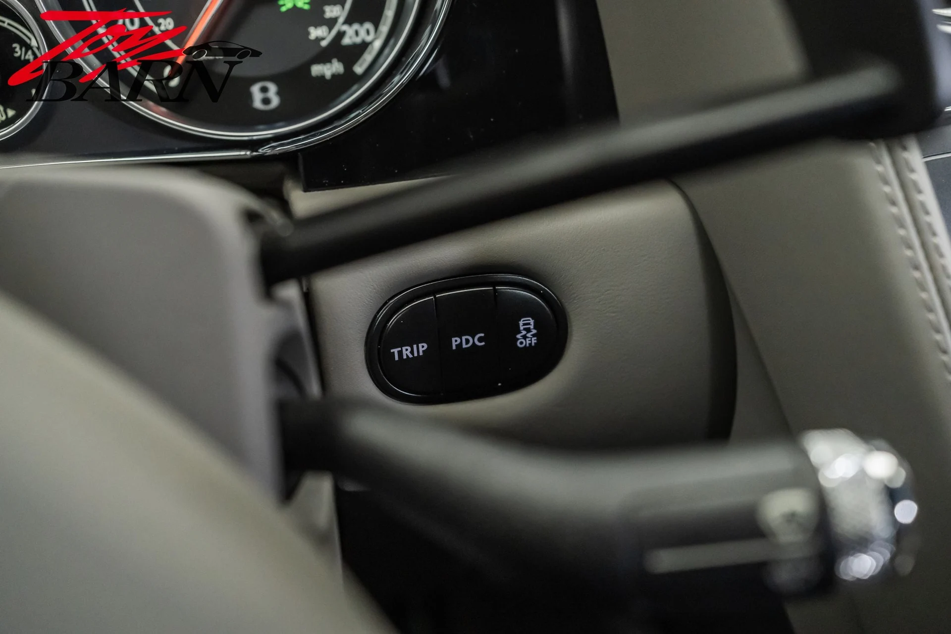 mph034_1889988390_3a24f31bf9ce186bdda11bf3c54b18a3x_8f8e38ae31