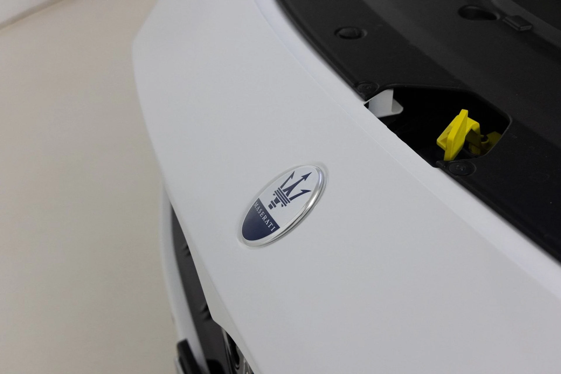 mph034_1895067916_48c08bb40b3d42aaa9826c37c58bc0a3_e0089288bd