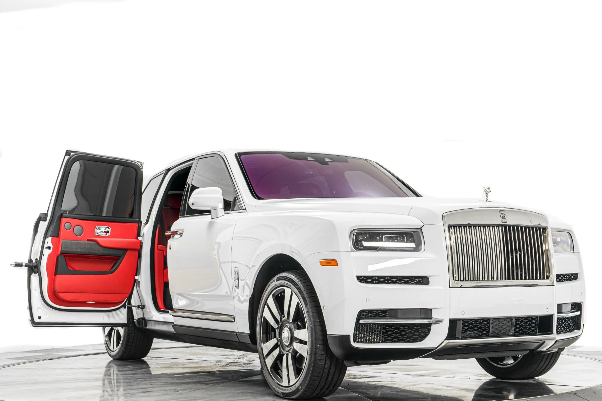 mph034_1896821814_Used_2024_Rolls_Royce_Cullinan_Shooting_Star_Headliner_Picnic_Tables_Low_Miles_1772230993_d6e5e7909d