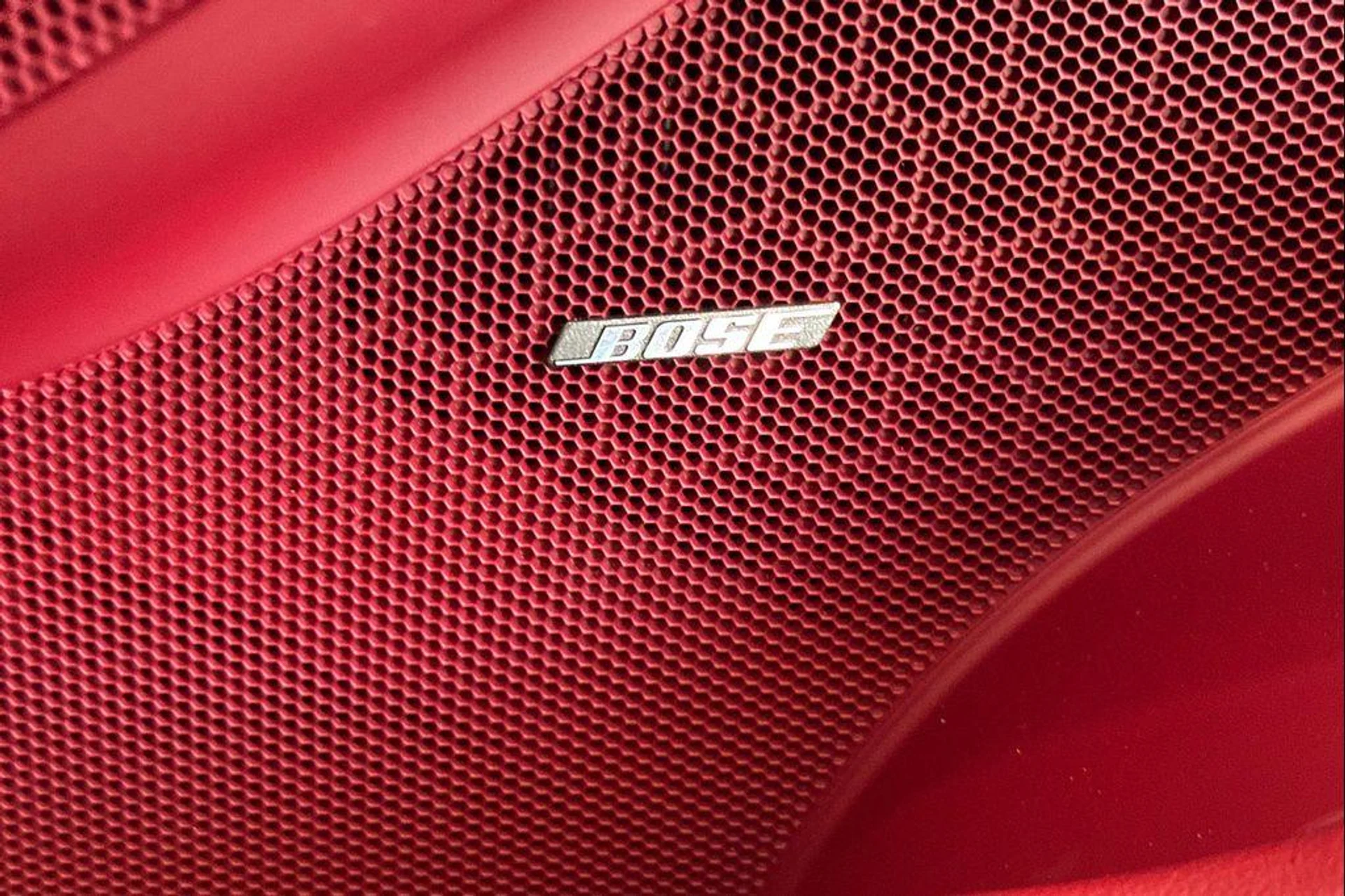 mph034_1898625850_NWY_Mf_Vk_Xq_Rv_N_d_Fme_P_Kw_tk_VTC_0_81fba419d3