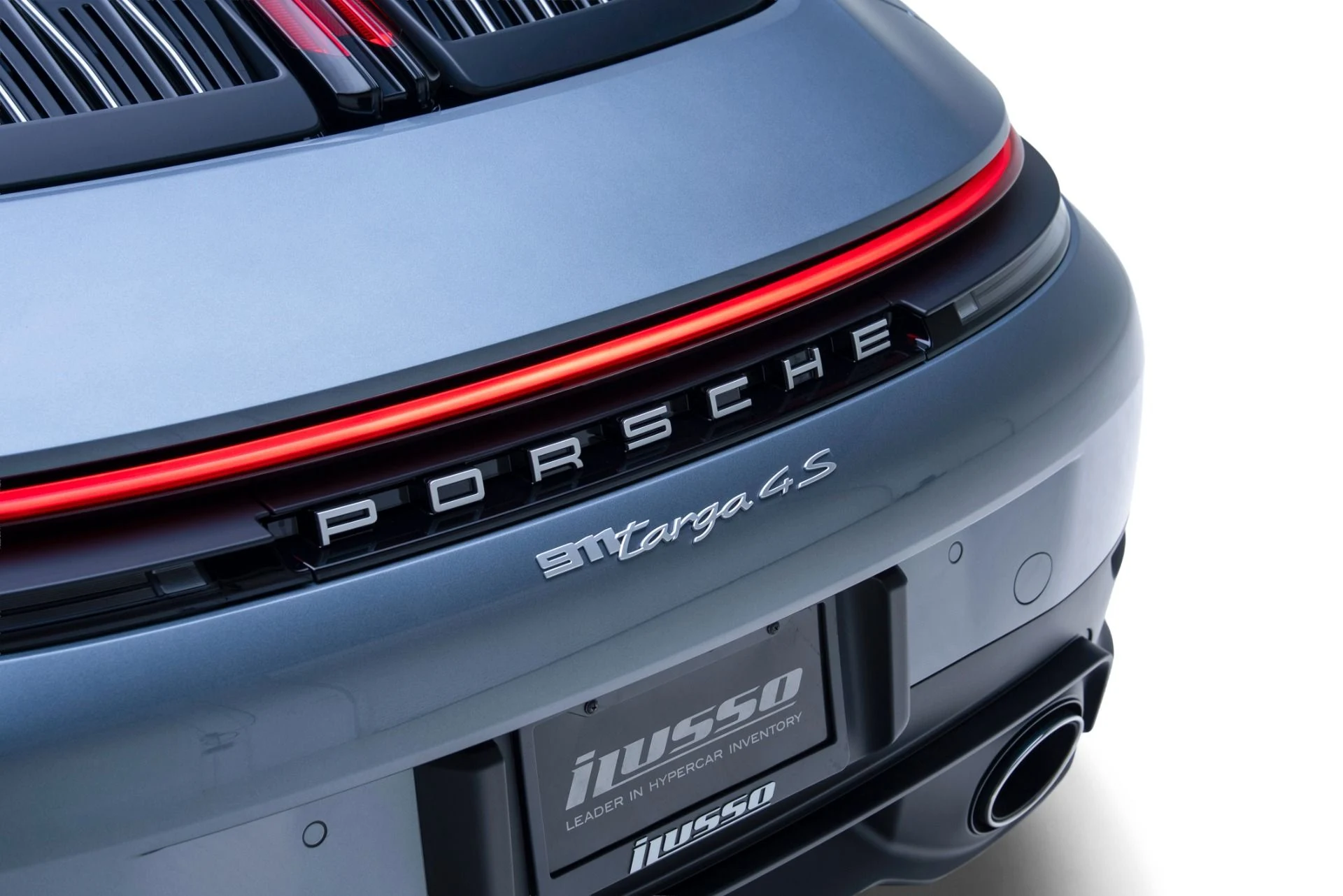 mph034_1908893923_Used_2026_Porsche_911_Targa_4_S_1780329851_3ae24e0226