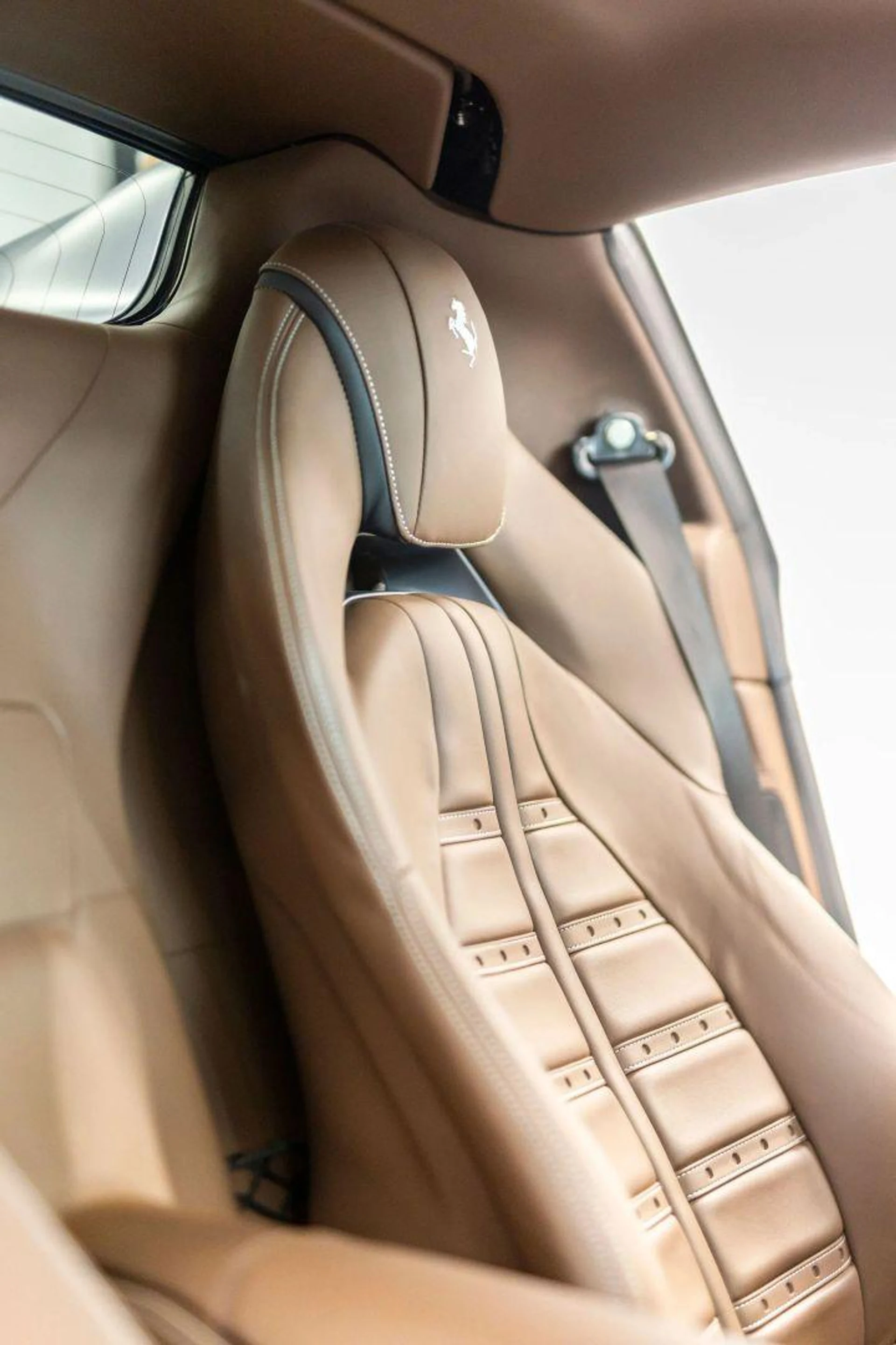 mph034_191697344_Used_2023_Ferrari_812_GTS_Convertible_2_D_1792452578_850405d37c