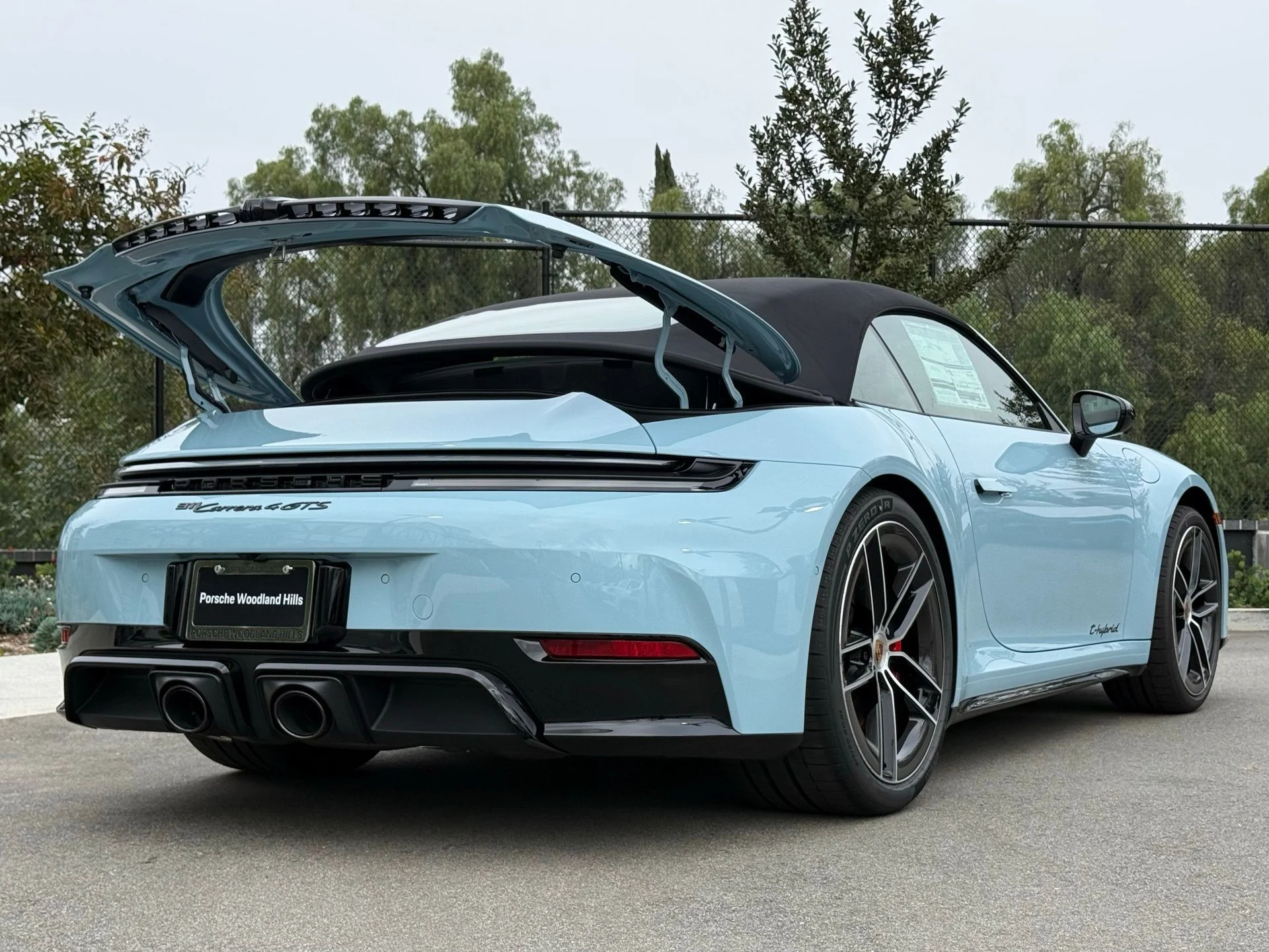 mph034_192084836_23087957a169770b2a852fa77bcdea62_e630a4f94a