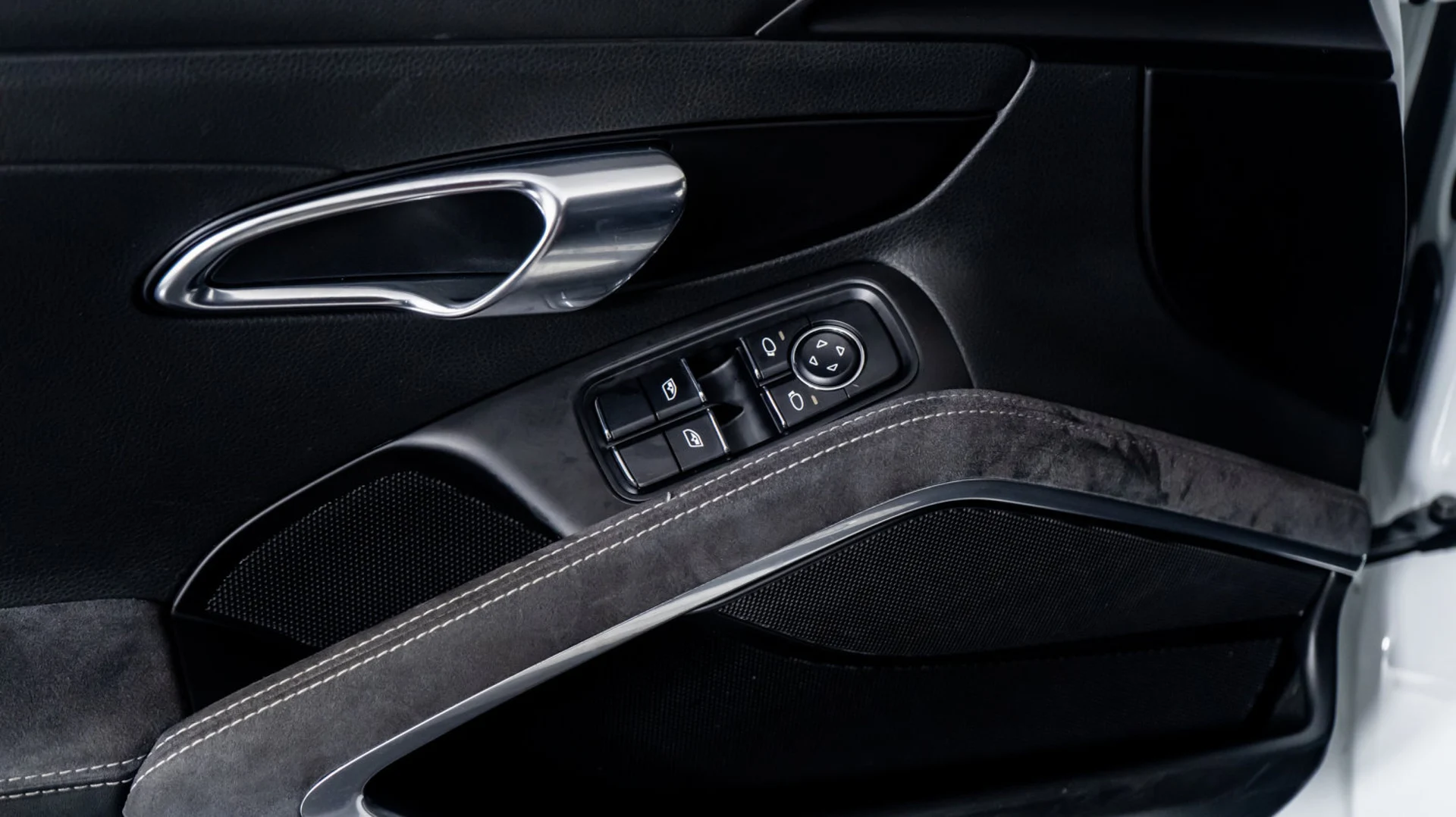 mph034_192546707_content_homenetiol_com_2001243_2130496_0x0_6ee304d58fbd46018450640ee9f1547d_ab8cea6560