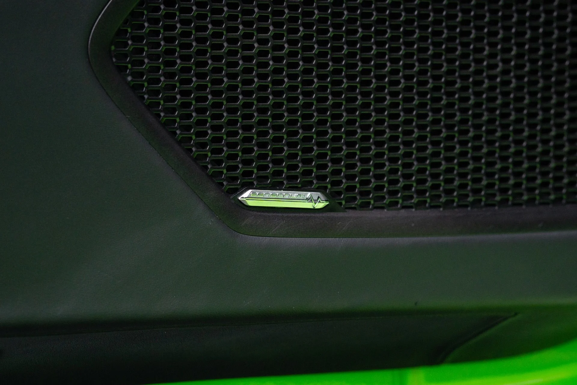 mph034_1929139315_Used_2020_Lamborghini_Huracan_EVO_1770872075_f06570e6e1