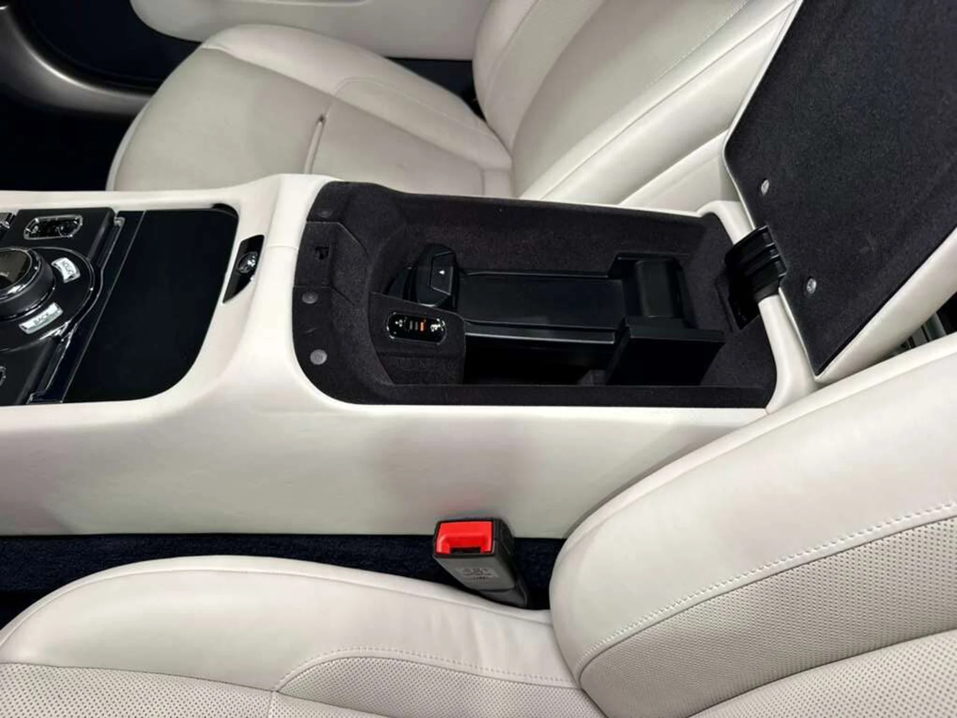 mph034_195317800_041fd2afd021dc357833b1eda04f76f4_a153a7d704