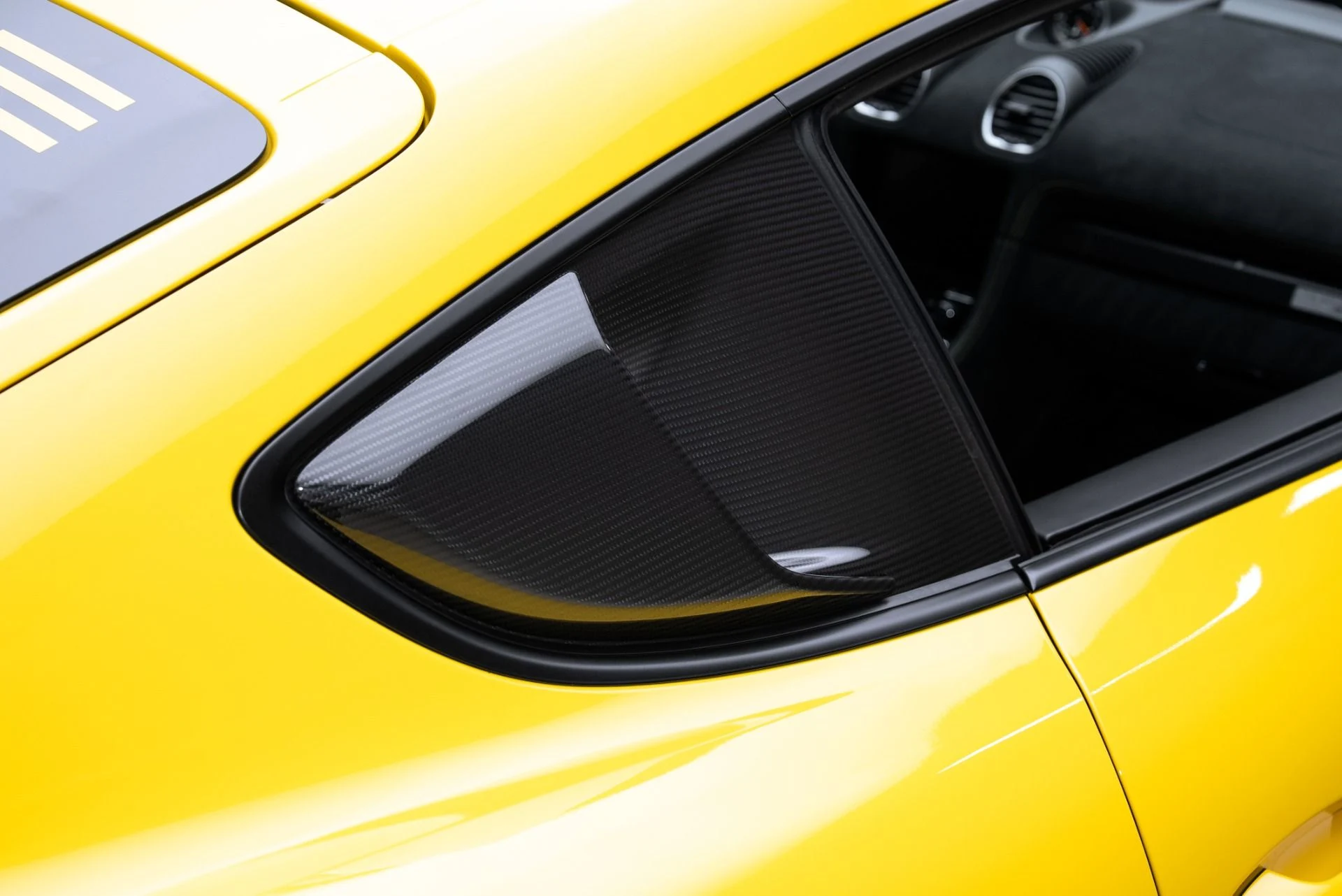 mph034_1962084299_Used_2024_Porsche_718_Cayman_GT_4_RS_1775511445_d8585dfaa0