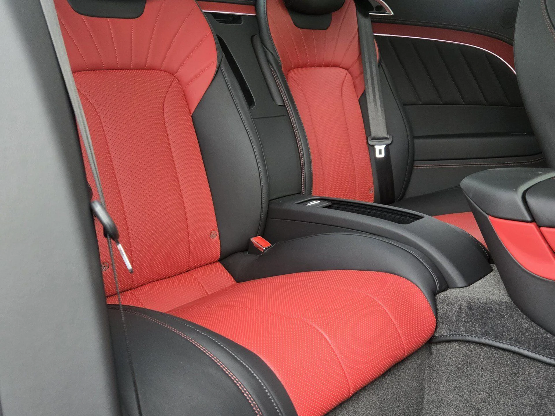 mph034_1968431305_3c611dbf057a9eb71c56368f147b0a33x_114bcbd139