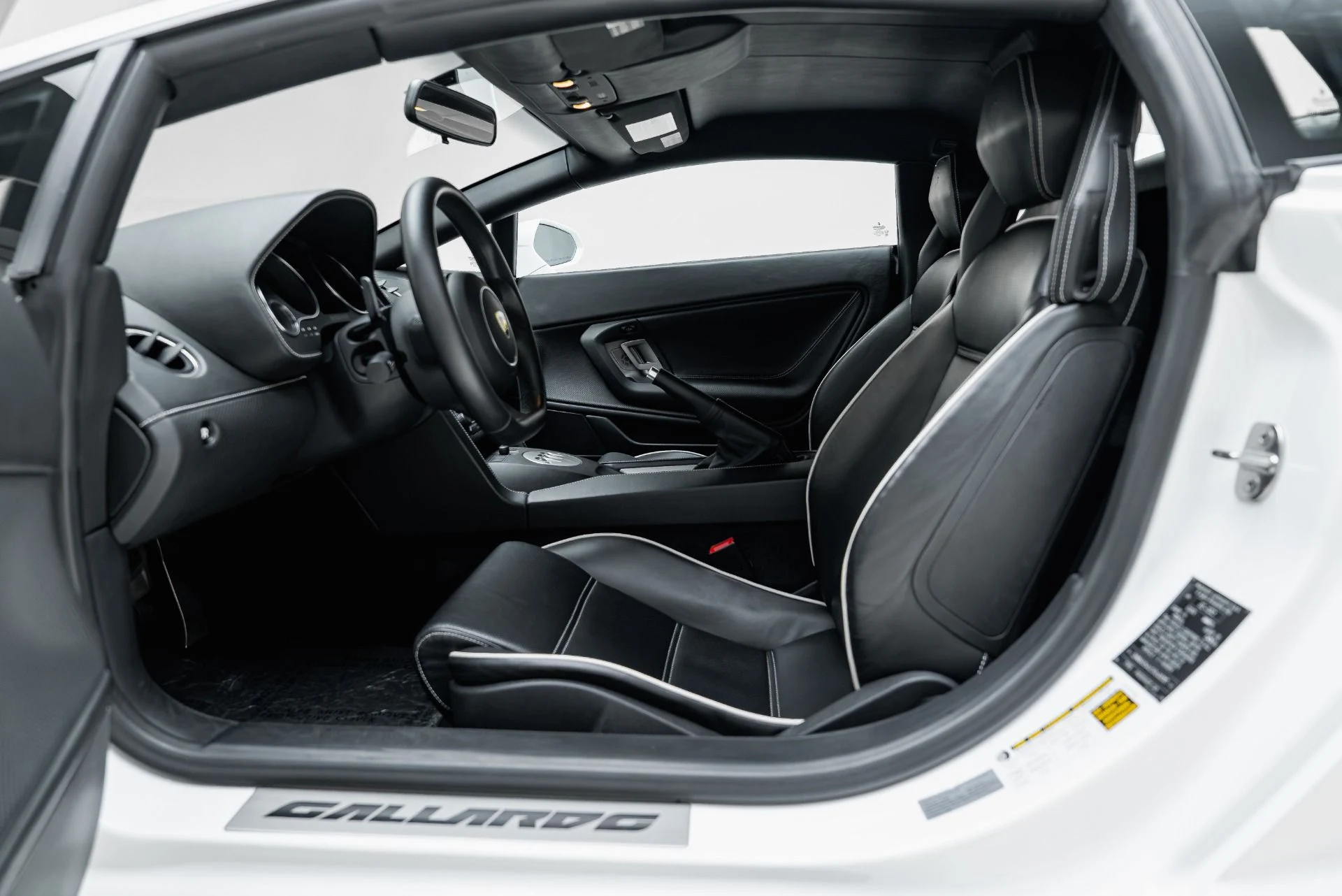 mph034_2005553979_Used_2013_Lamborghini_Gallardo_LP_560_4_Coupe_1788557353_11b25fde0f