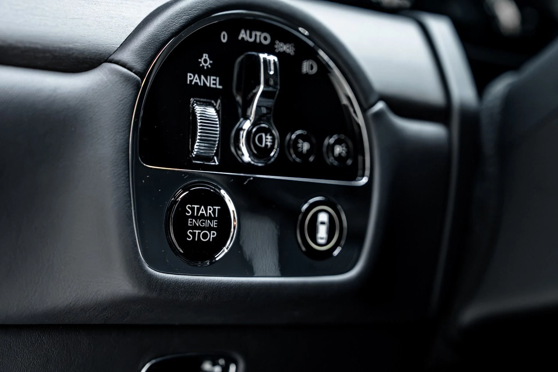 mph034_2007186938_Used_2022_Rolls_Royce_Ghost_1784162818_80623c0509