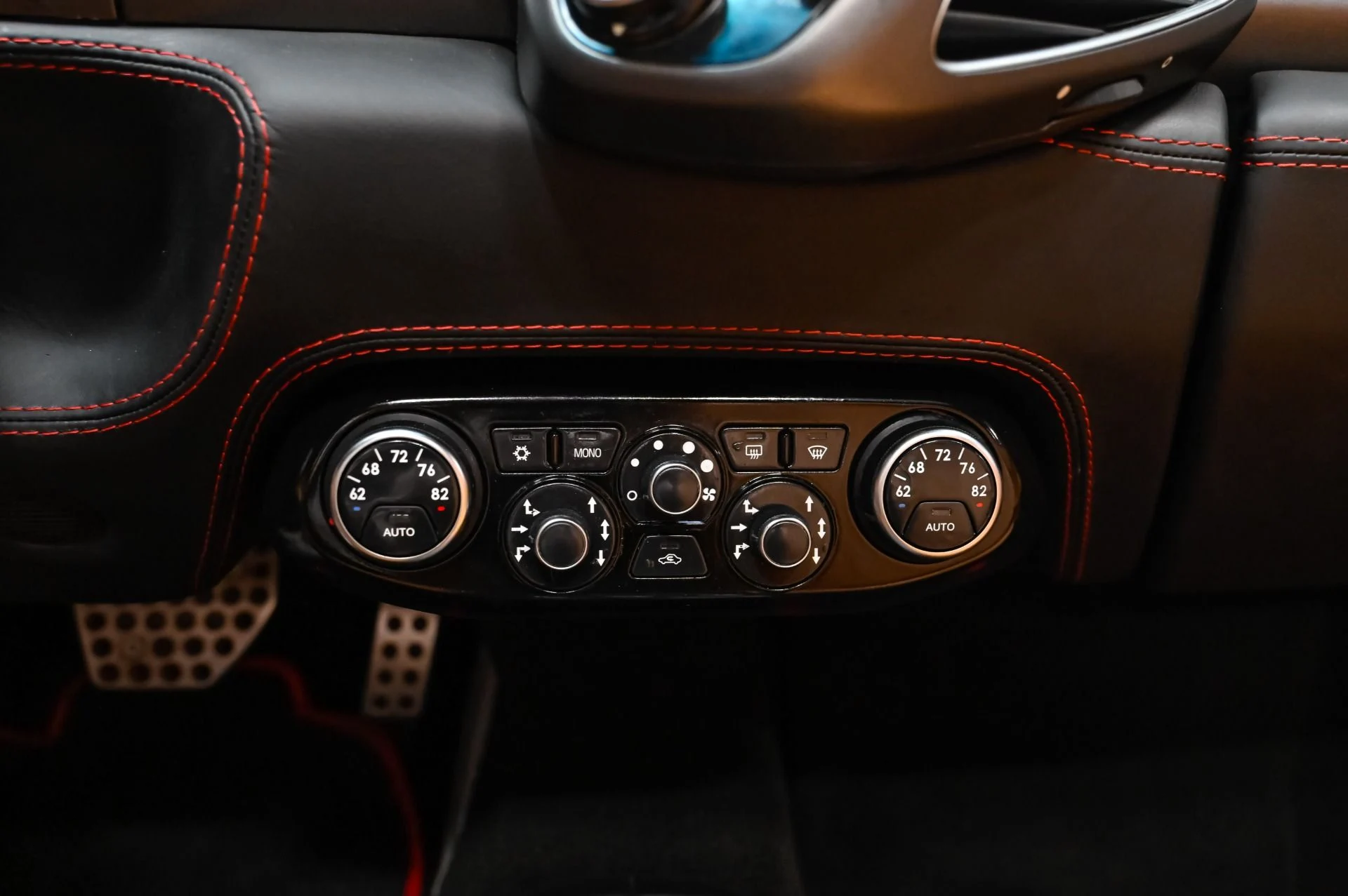 mph034_2029452858_Used_2013_Ferrari_458_Spider_1788115023_ff528c7638