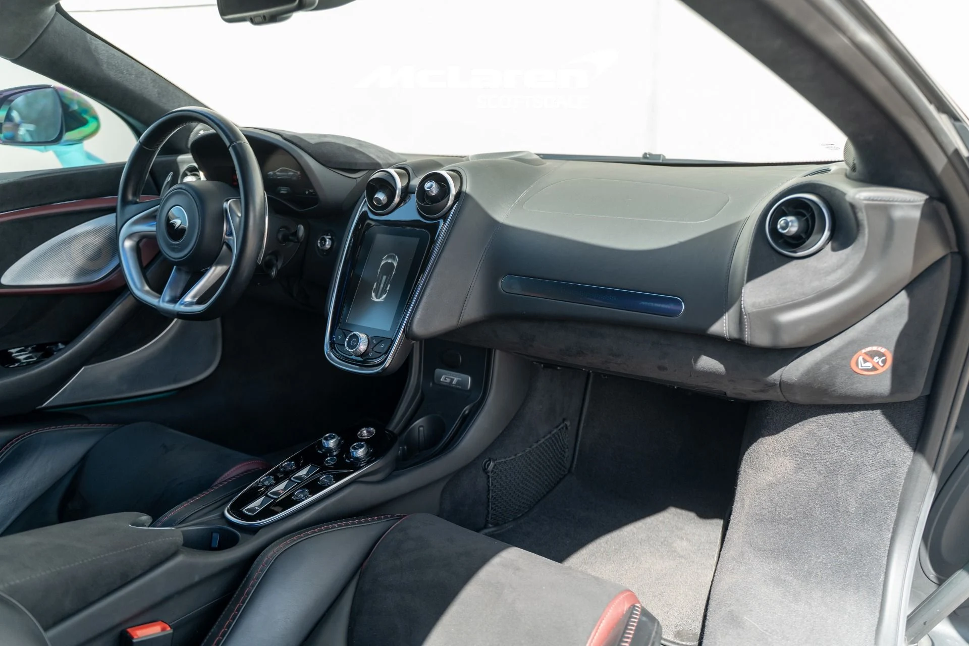 mph034_2030133837_Used_2022_MCLAREN_GT_PIONEER_DESIGN_1773030468_ae40c3a400