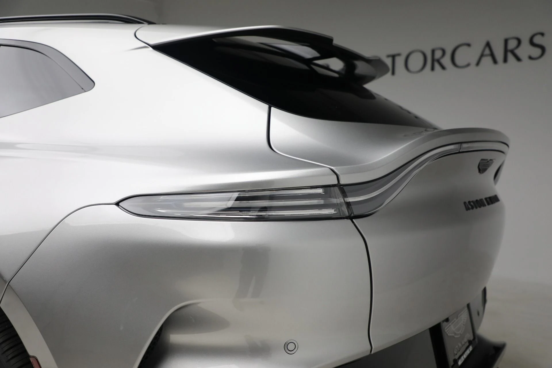 mph034_2031734667_New_2025_Aston_Martin_DBX_707_ecbbee89e0