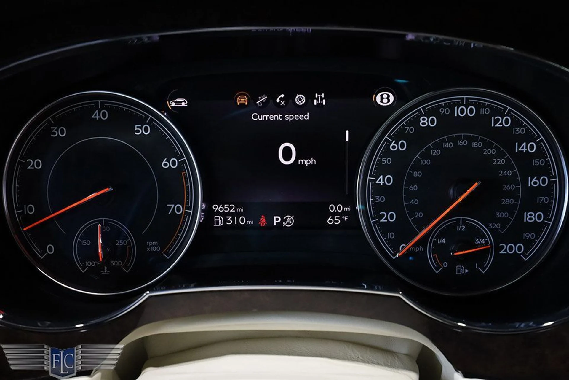 mph034_2047301839_used_2018_bentley_bentayga_onyxeditionawd_9689_22935440_35_1024_af6d43d265