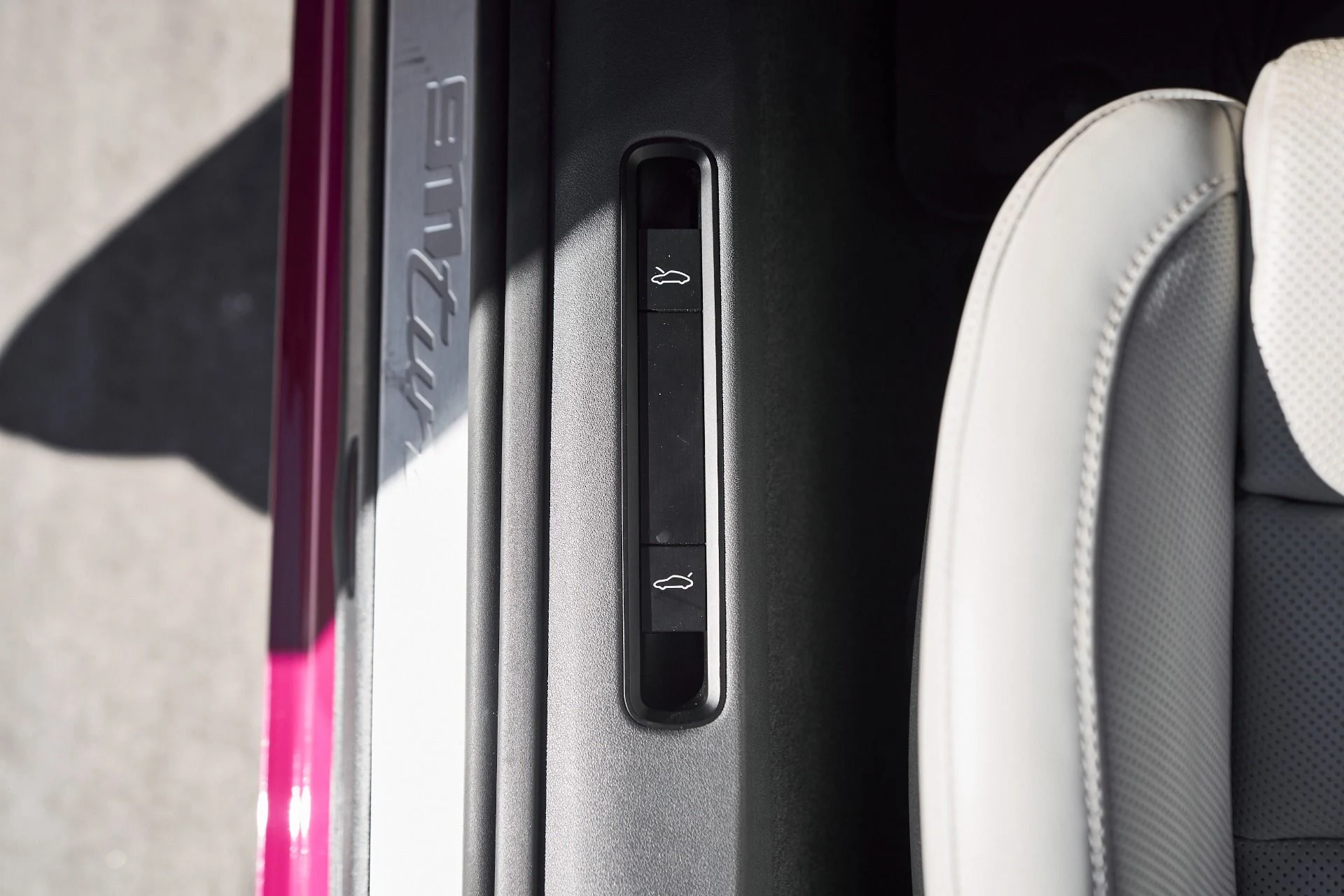 mph034_2049920321_Used_2023_Porsche_911_Turbo_1762568159_240bd2ead5