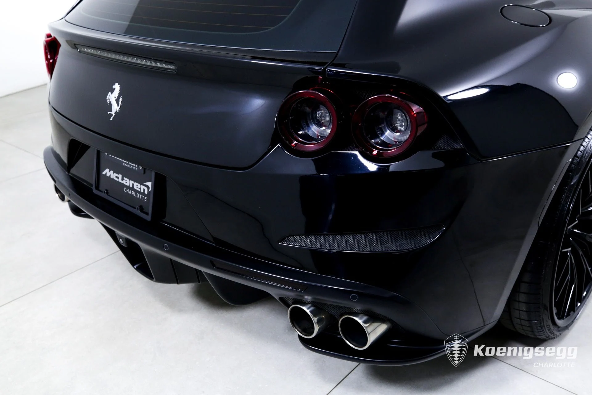 mph034_2064610962_Used_2018_Ferrari_GTC_4_Lusso_T_1761056109_3f72f29d41