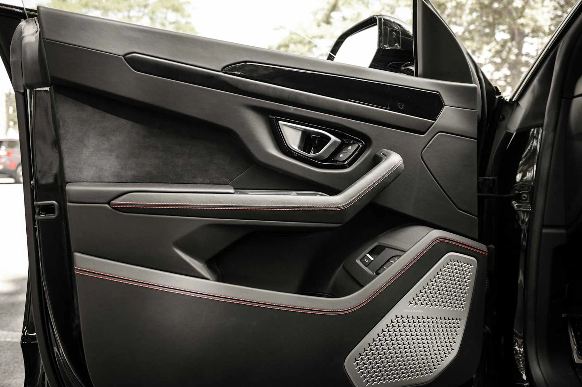 mph034_2067357556_81c1ade8e55184b624314707a4f26337x_b5b13a29ad