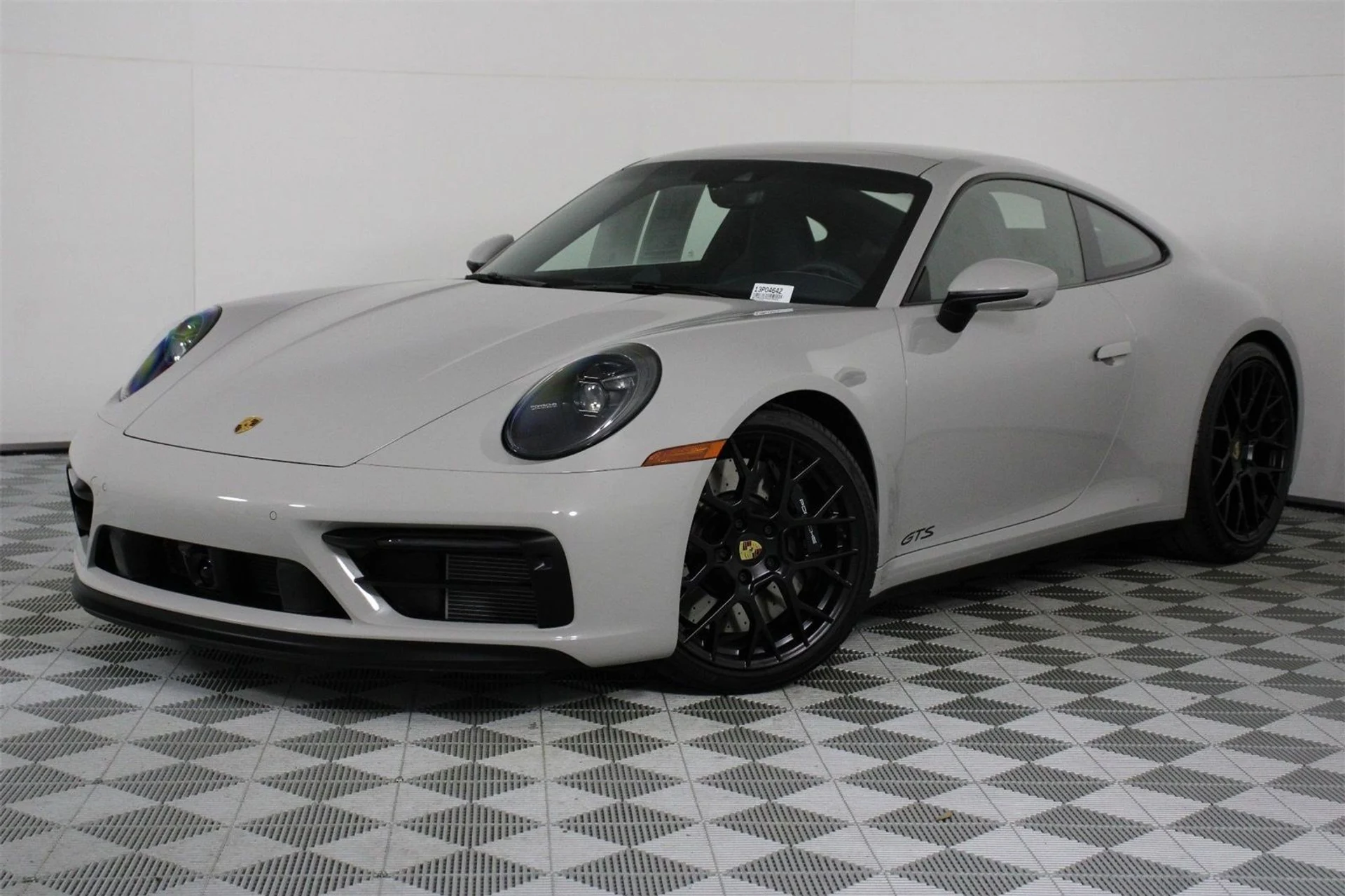 mph034_207175760_0e48947cb545b7e600d17788ac61e1b4_61dc6f5b04