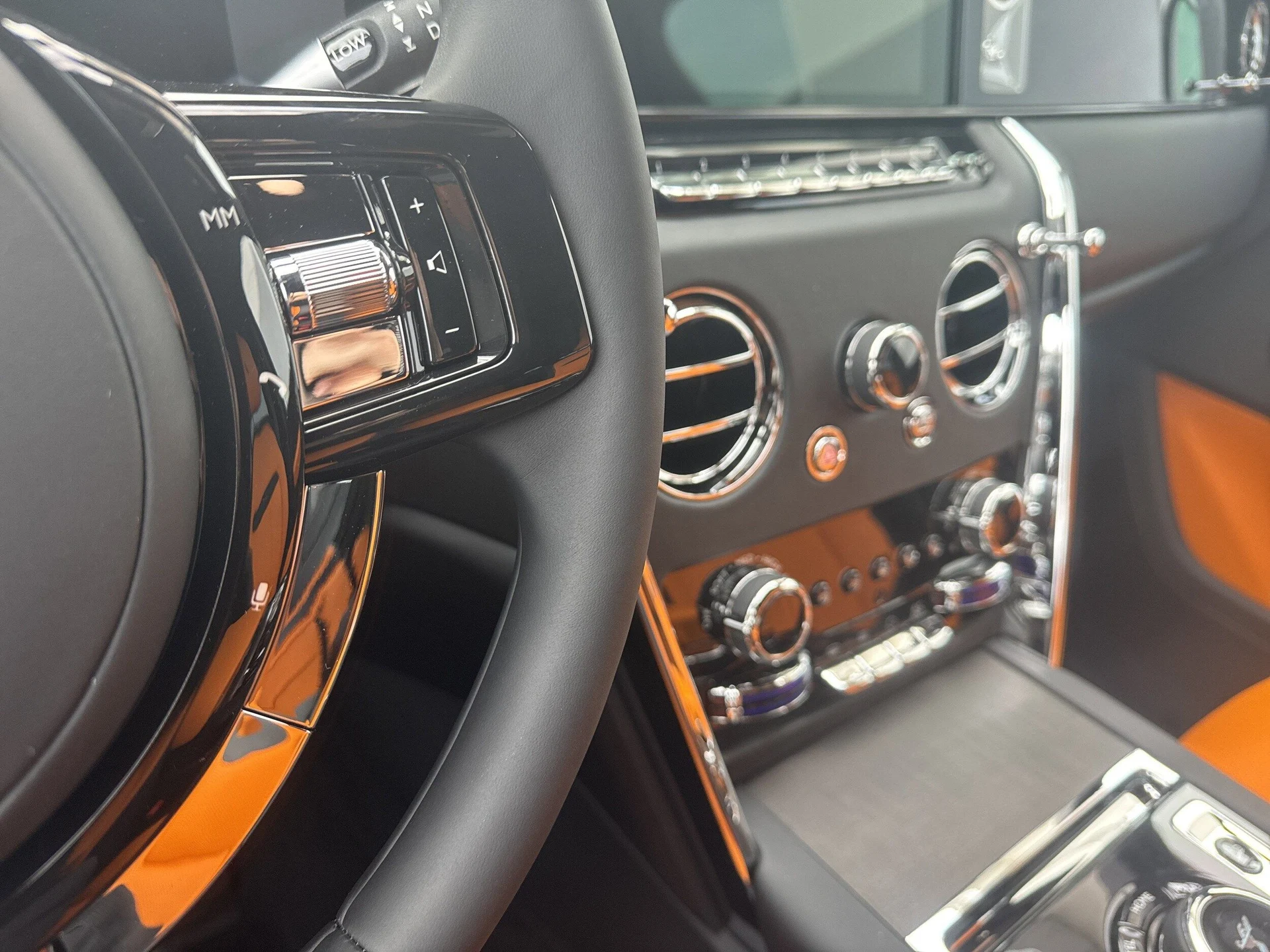 mph034_2077304486_a772ca164bb5c324d1e60be038b096e3x_06cd748021