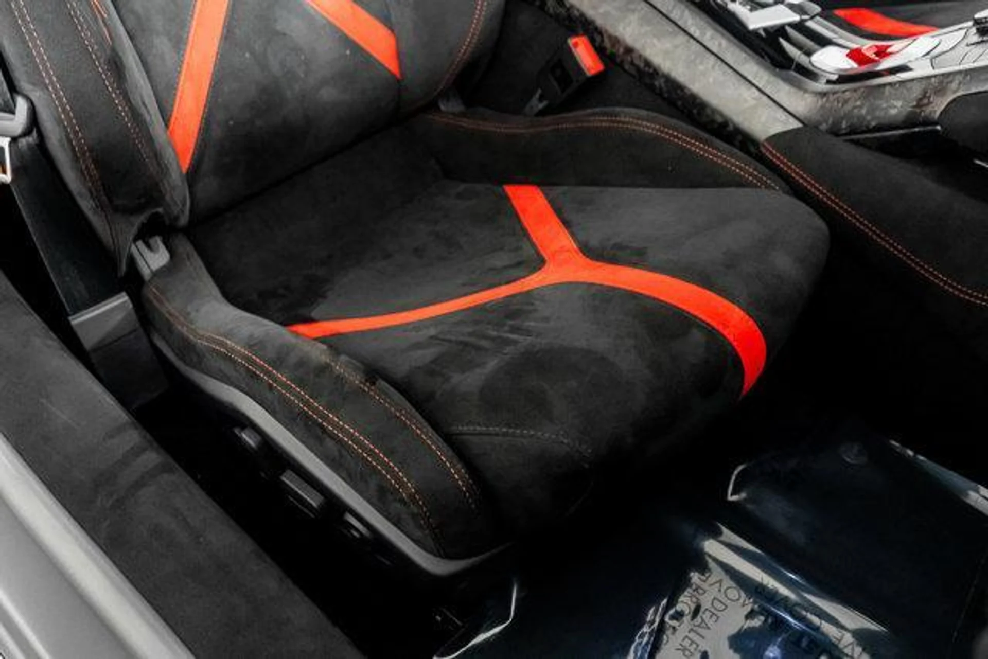 mph034_2087176604_GL_Xd_Mt_Yw_X_Xv_M_Om_D_Lwoiox_Hu2b5g_f1acf55357