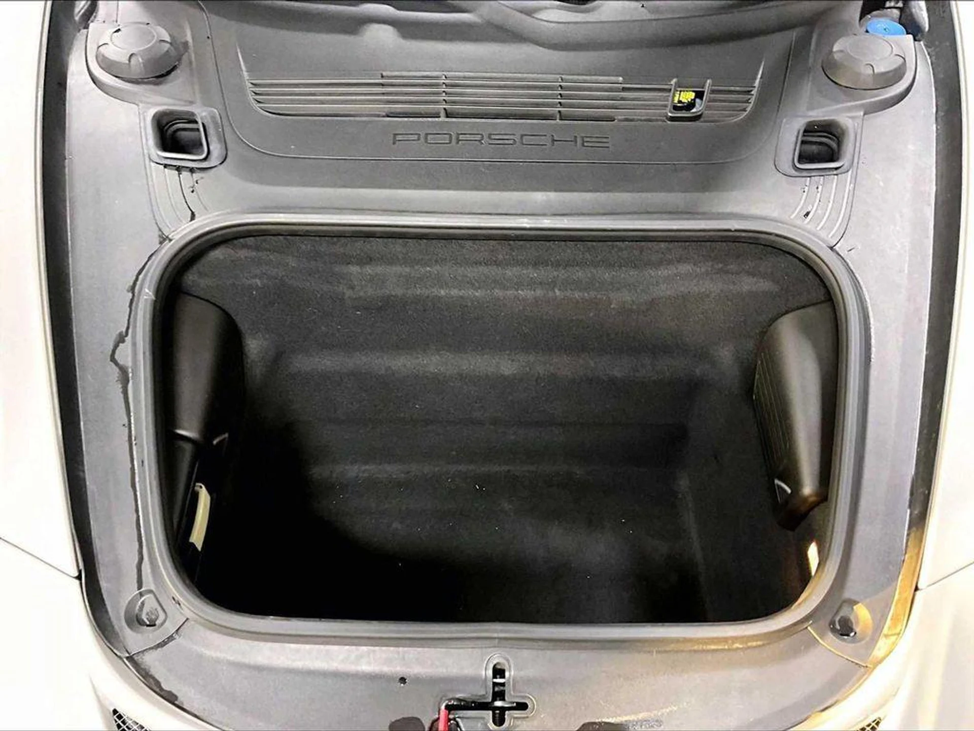 mph034_2089937855_Ld1_Zun_NK_Mu_F_Ye_D_Ah_Gtd_VYK_Io_CZA_fa6f4bcdaa