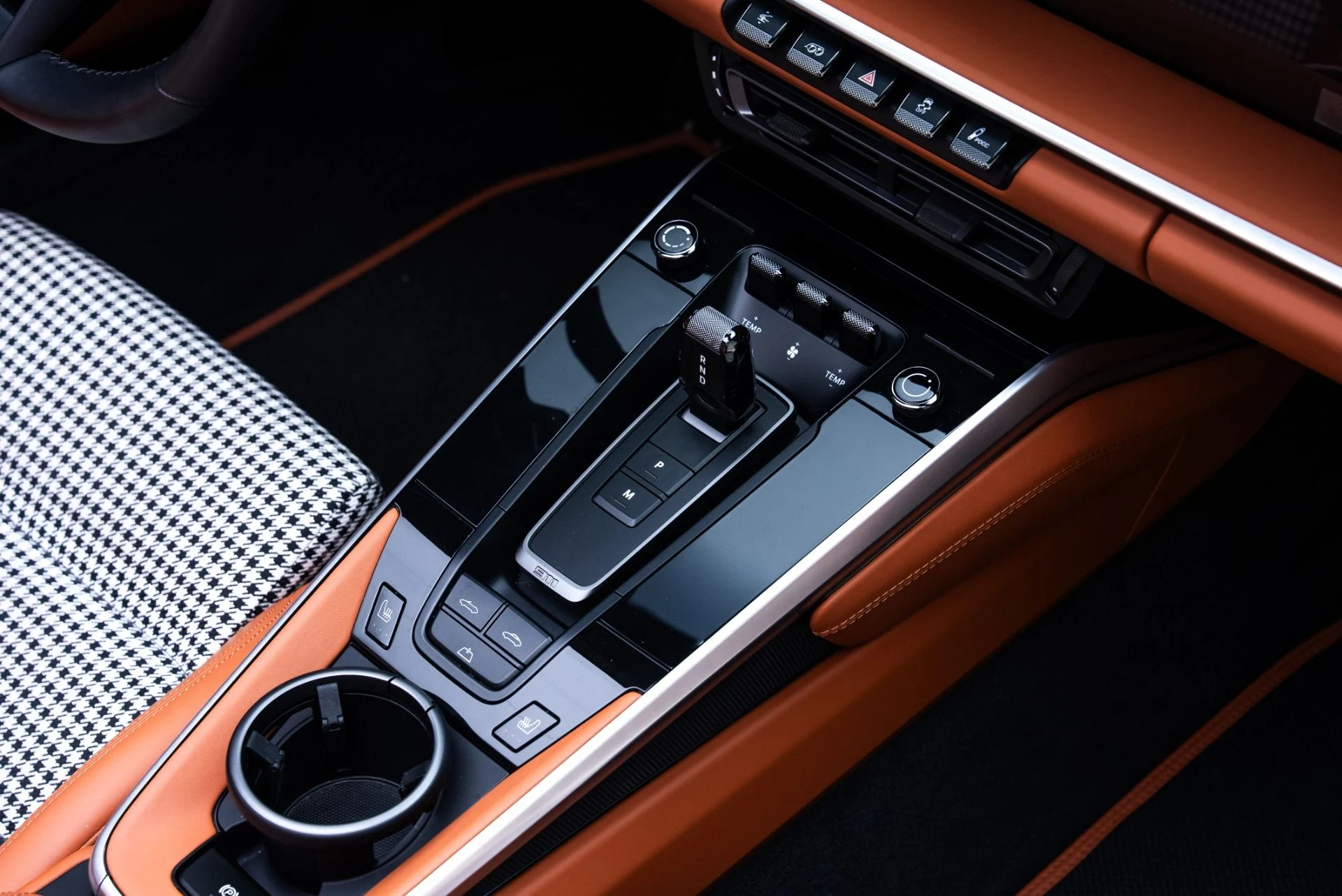 mph034_2096514227_Used_2024_Porsche_911_Turbo_S_Cab_1775066595_f197c4f44c