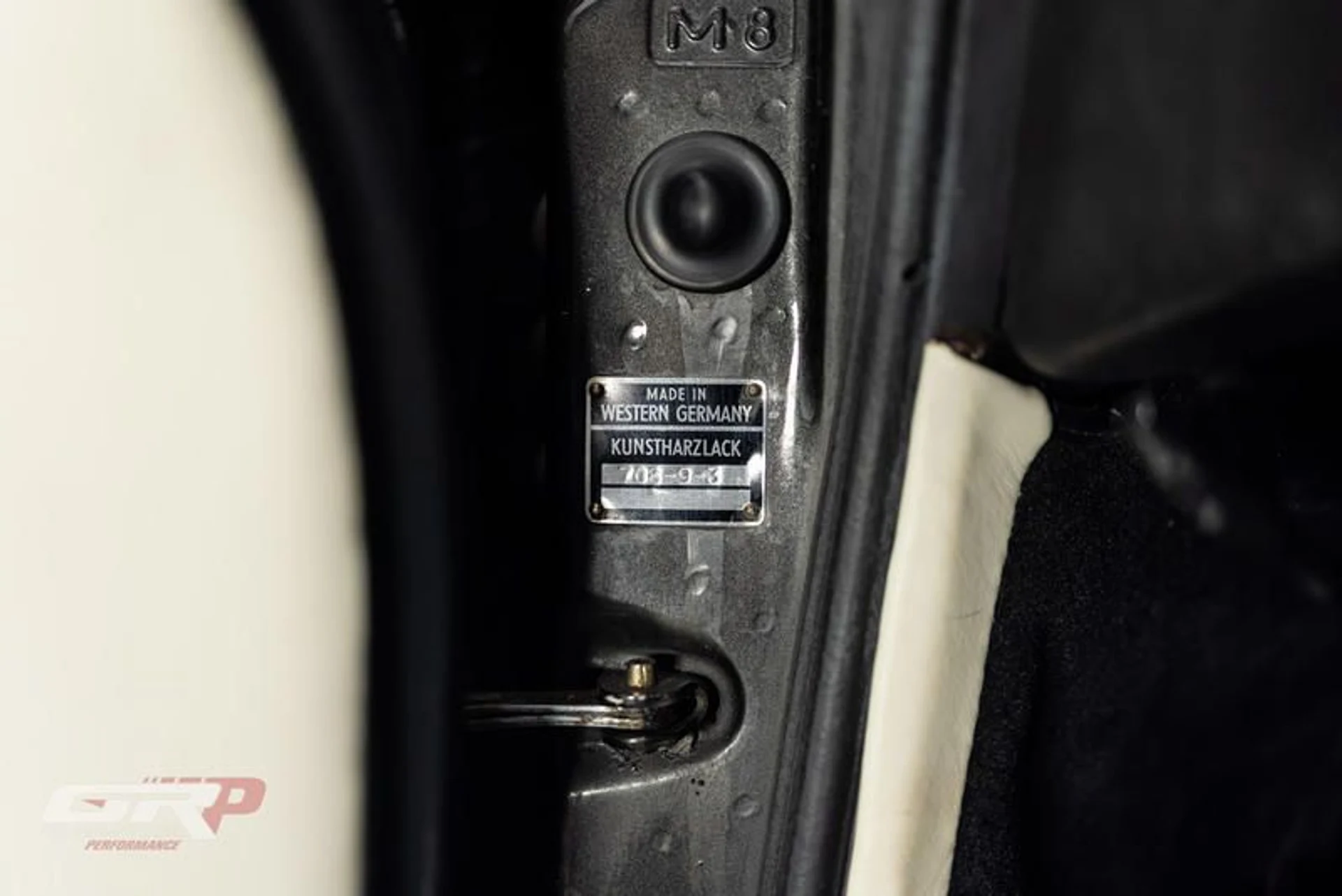 mph034_2112569974_30003_B8_B_FD_2_E_4_D8_C_AAE_8_33043_BB_66_E77_84439ebccb