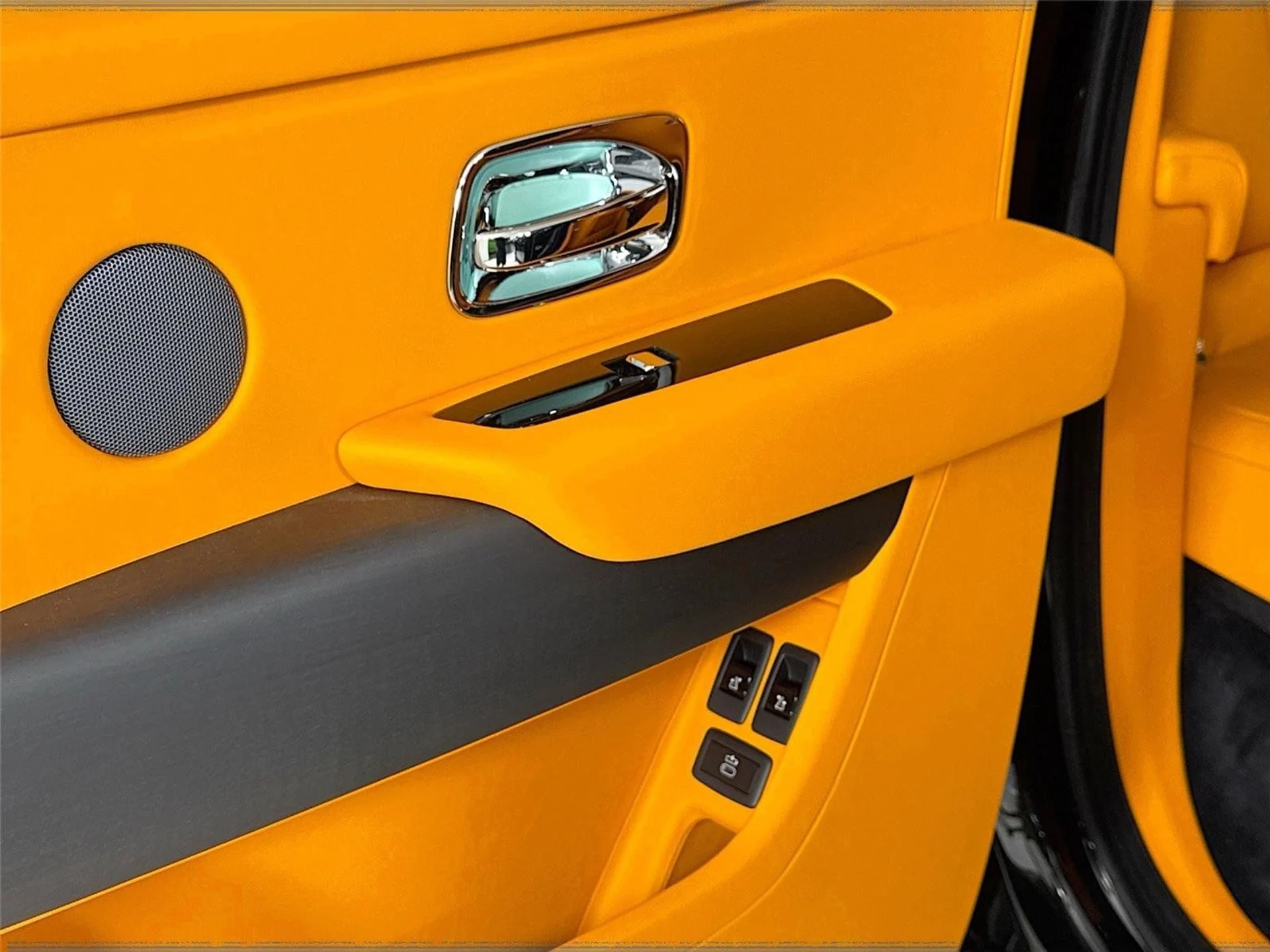 mph034_2119402264_ebeac5729cd833c339427cd891d47db0_c3dfd076b5