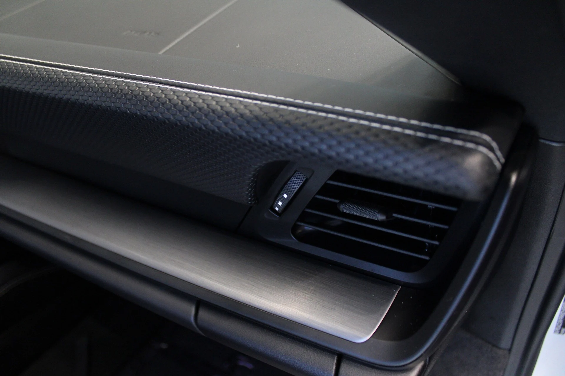 mph034_212246590_3299aa298af51b350cc82b2dffb094b7x_8b3468cddb