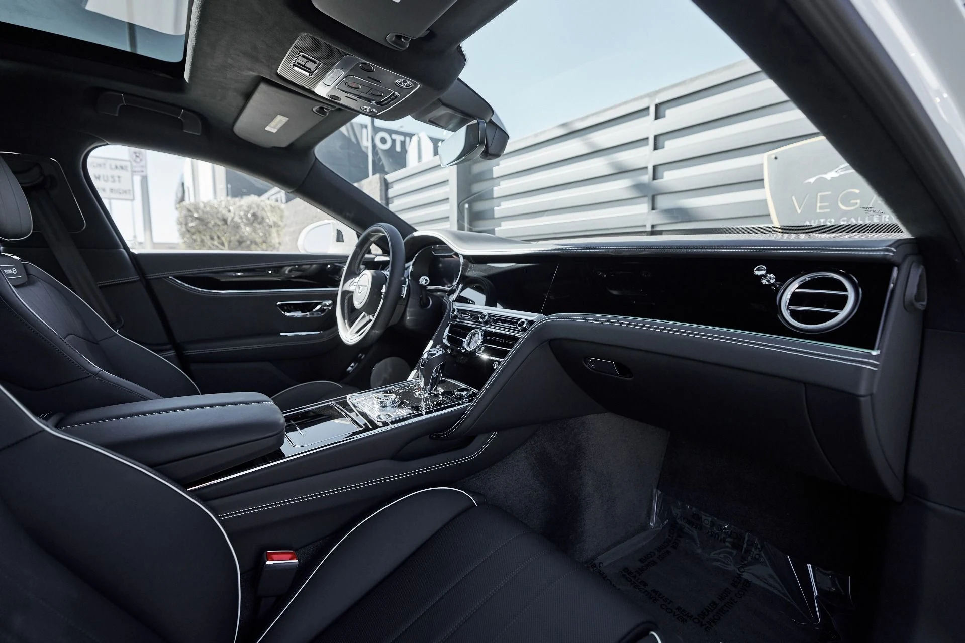 mph034_212353206_Used_2024_Bentley_Flying_Spur_S_1761779923_3016a5d4fd